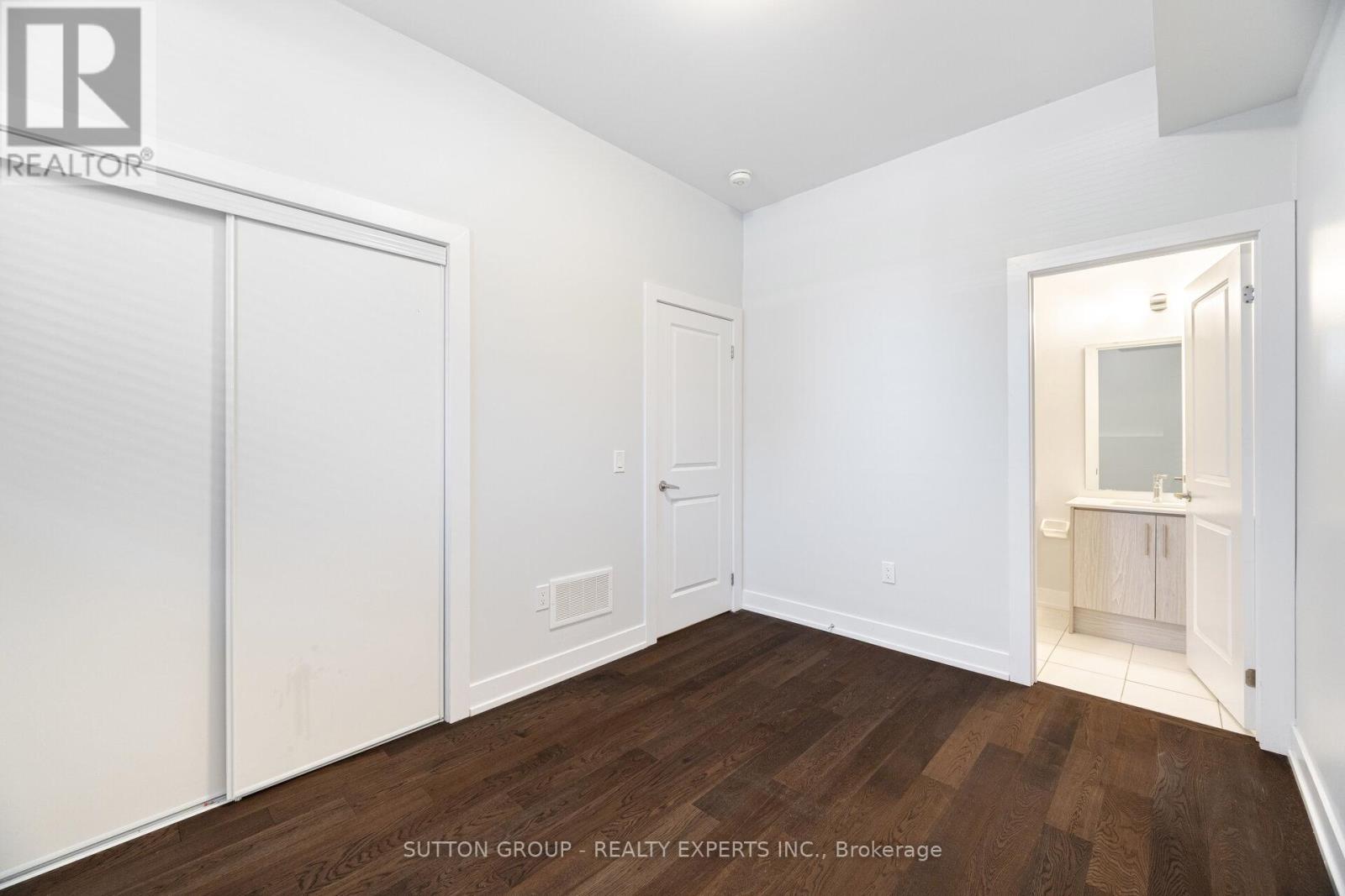L109 - 9560 Islington Avenue, Vaughan, Ontario  L4H 4Z5 - Photo 34 - N13148682