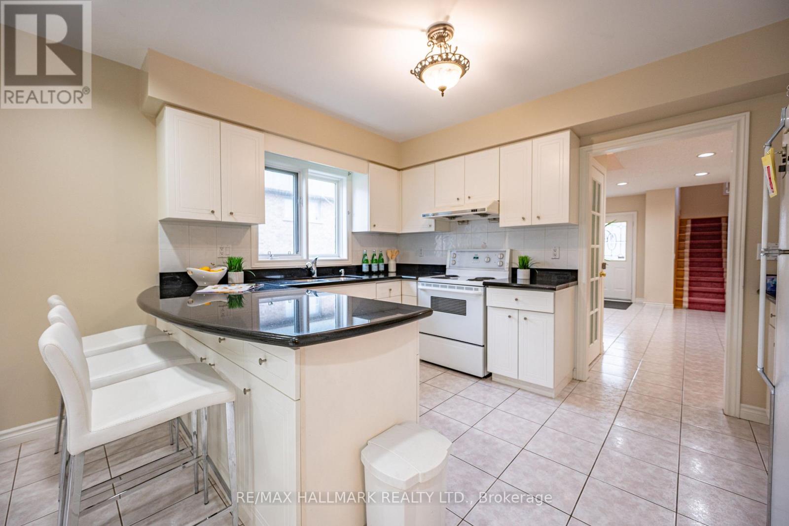 93 Tillie Square, Markham, Ontario  L3S 3R8 - Photo 9 - N13148750