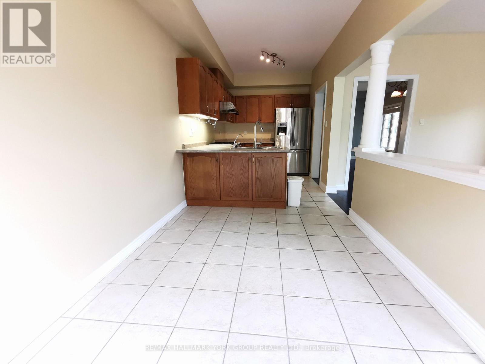 152 Mahogany Forest Drive, Vaughan, Ontario  L6A 0S5 - Photo 6 - N13148758