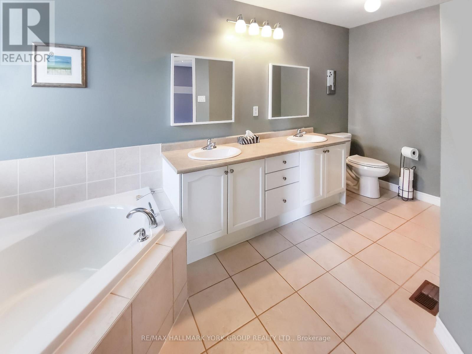 152 Mahogany Forest Drive, Vaughan, Ontario  L6A 0S5 - Photo 8 - N13148758