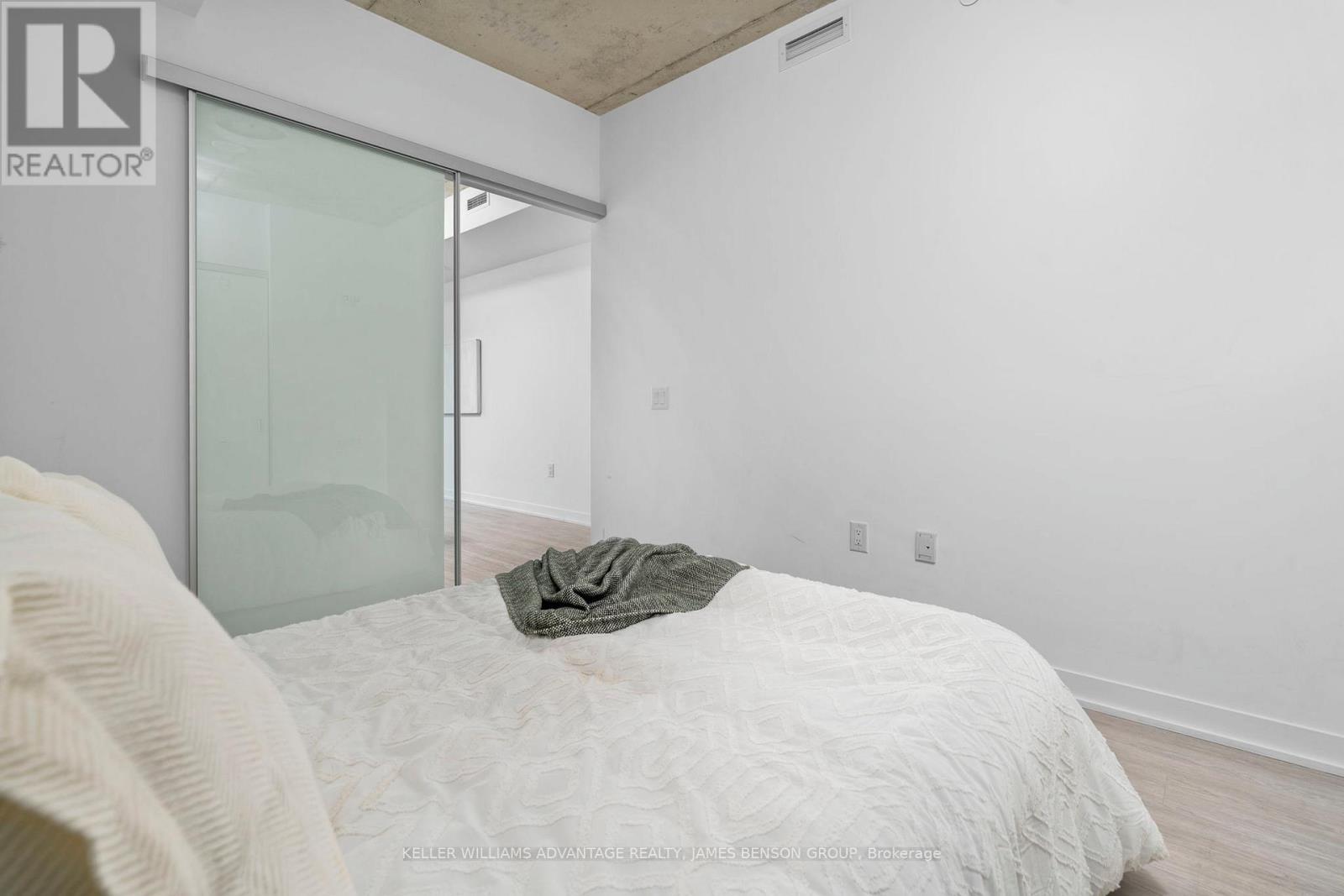 301 - 195 Mccaul Street, Toronto, Ontario  M5T 1W6 - Photo 13 - C13148404