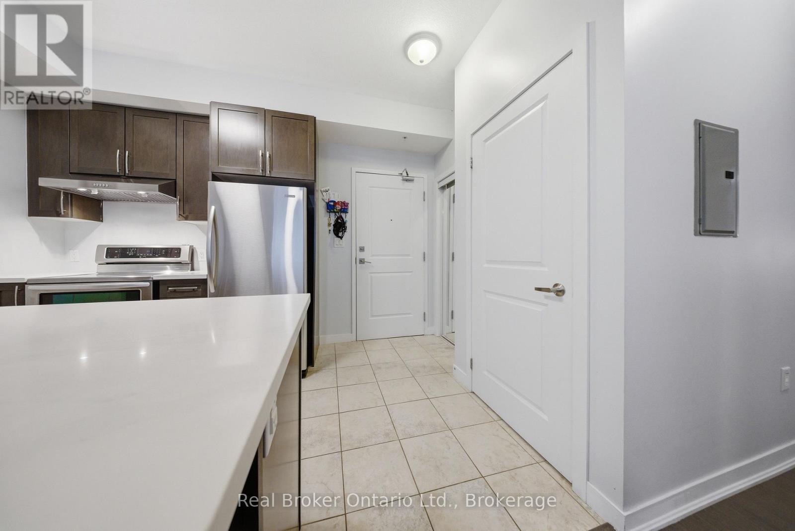109 - 5010 Corporate Drive, Burlington, Ontario  L7L 0H6 - Photo 4 - W13149080