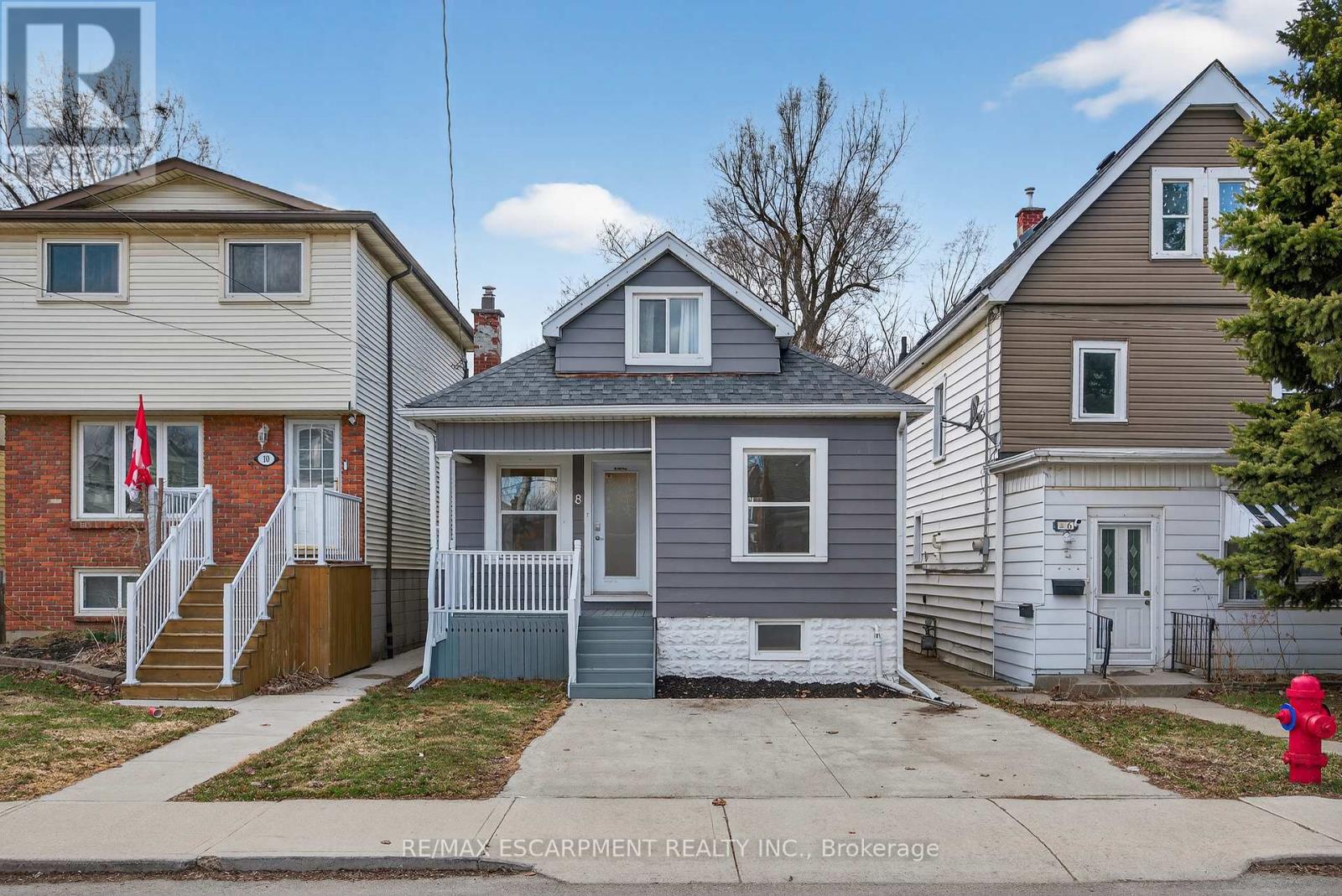 8 EAST 23RD STREET, Hamilton, Ontario