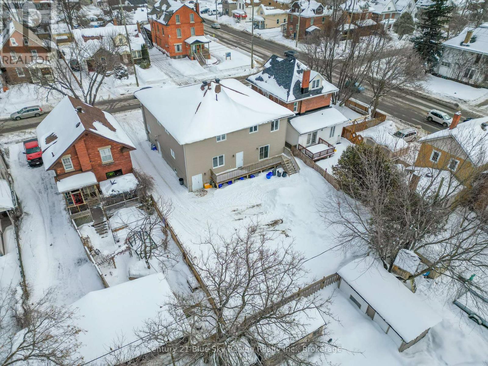 373 First Avenue E, North Bay, Ontario  P1B 1K2 - Photo 5 - X13148942