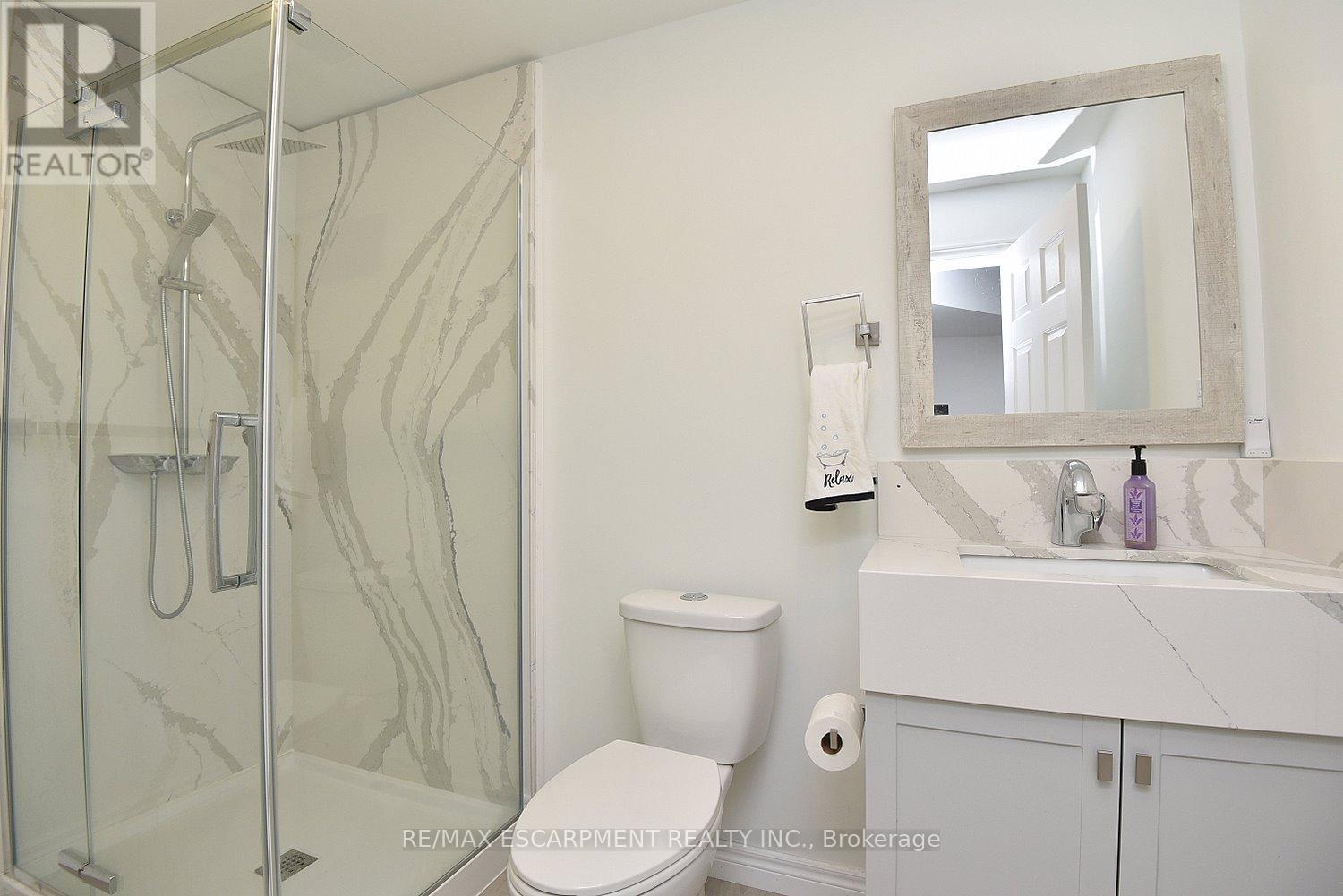74 Lampman Drive, Grimsby, Ontario  L3M 0E7 - Photo 43 - X13117044