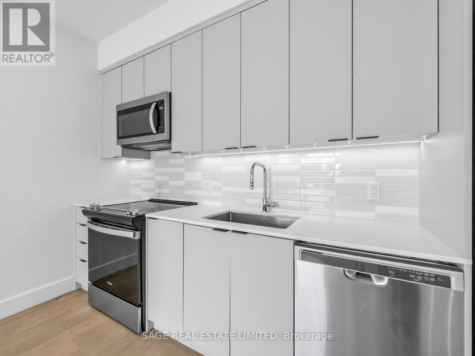3 - 909 Castlefield Avenue, Toronto, Ontario  M6B 1C9 - Photo 10 - W13148580