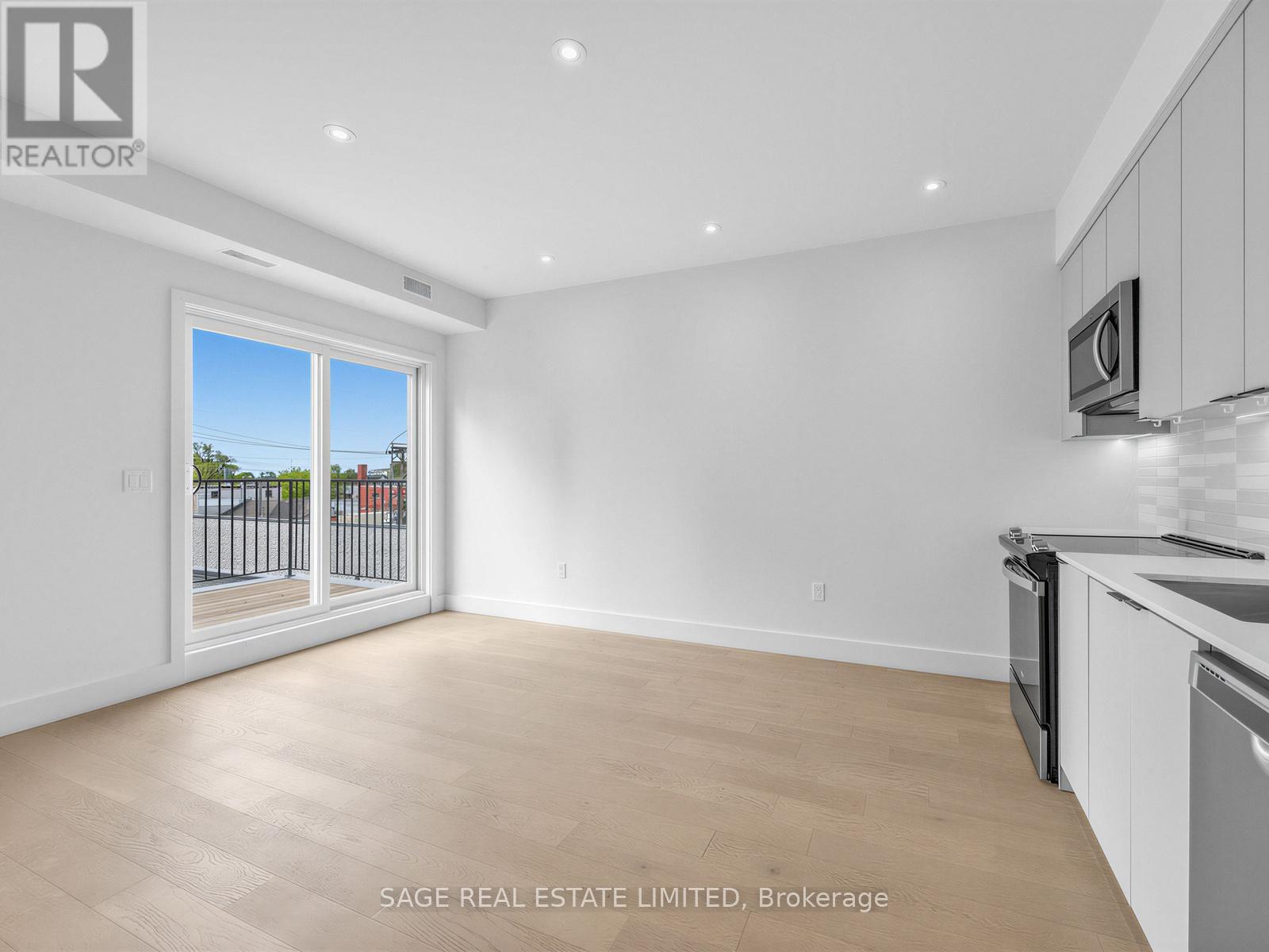 3 - 909 Castlefield Avenue, Toronto, Ontario  M6B 1C9 - Photo 14 - W13148580