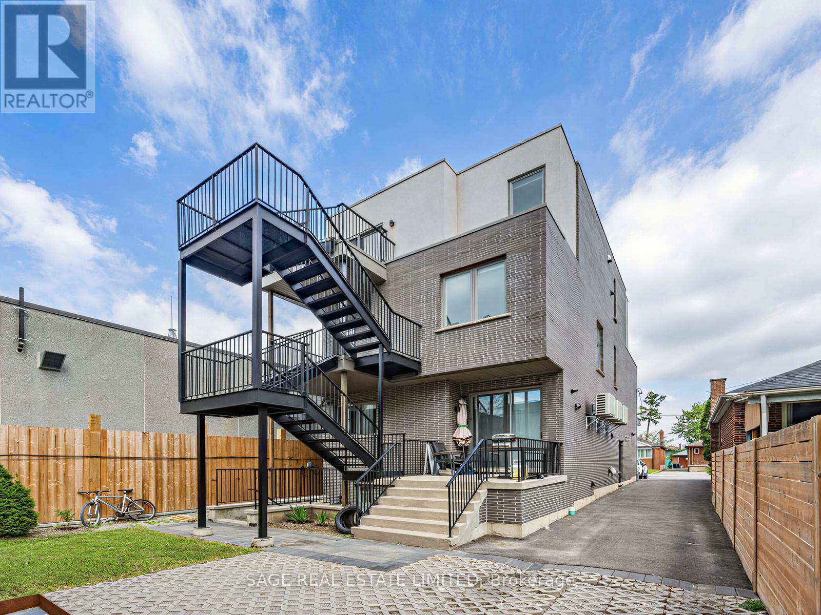 3 - 909 Castlefield Avenue, Toronto, Ontario  M6B 1C9 - Photo 25 - W13148580