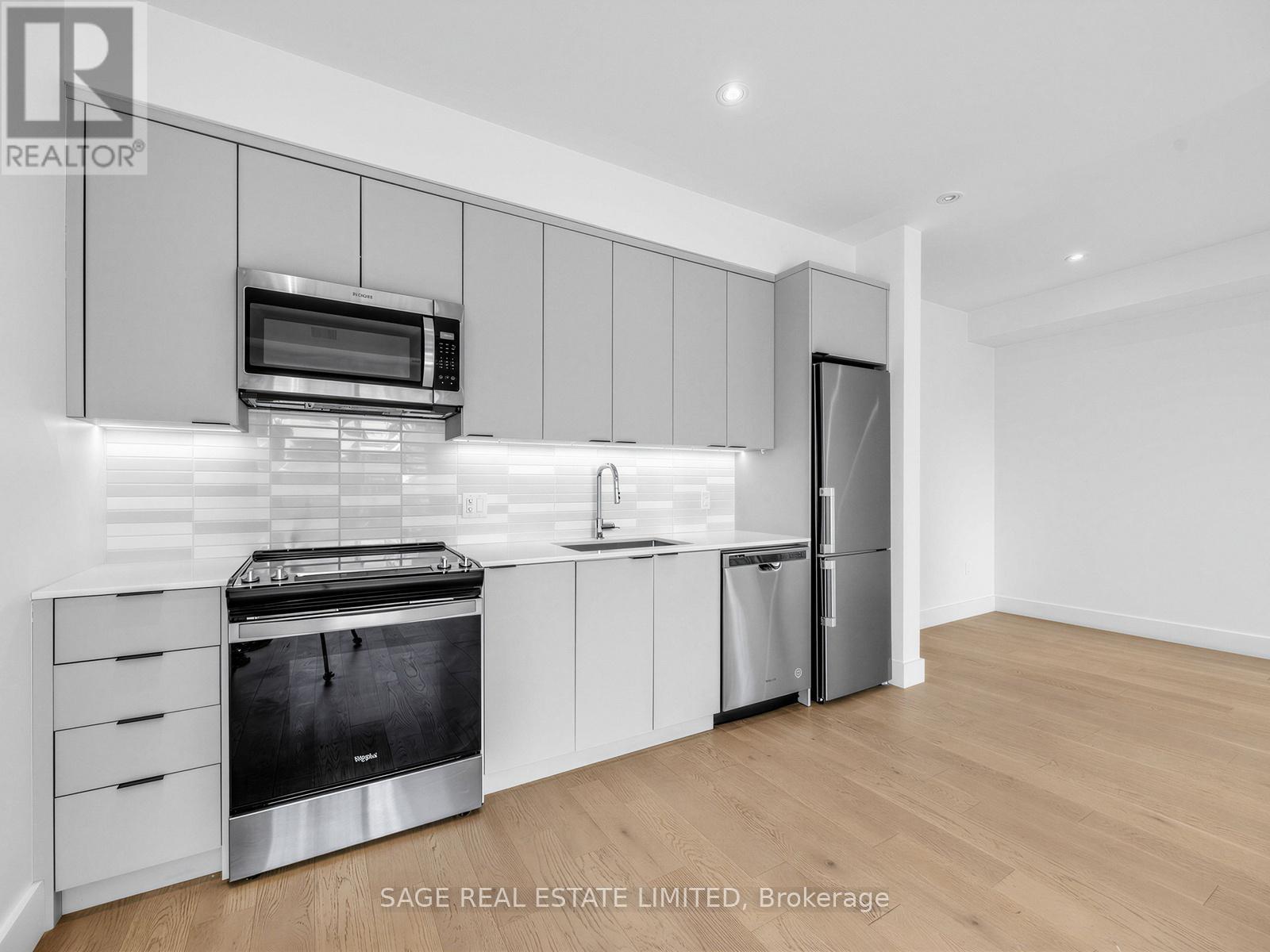 3 - 909 Castlefield Avenue, Toronto, Ontario  M6B 1C9 - Photo 7 - W13148580