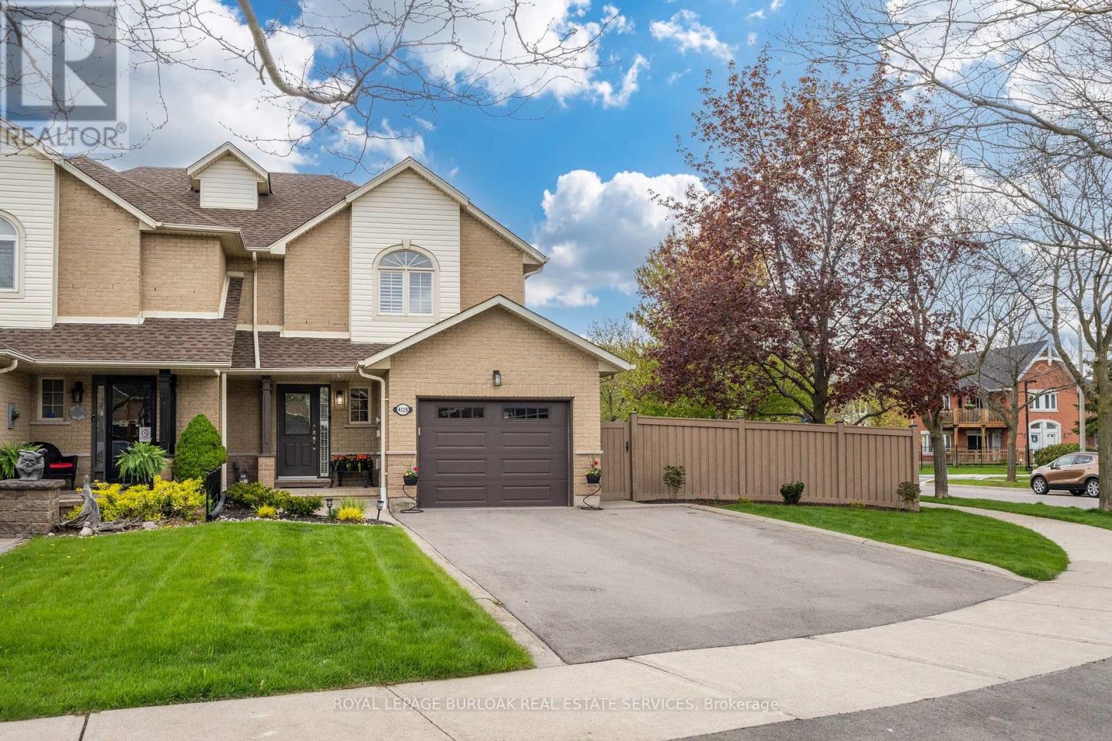 4119 FOXWOOD DRIVE, Burlington, Ontario