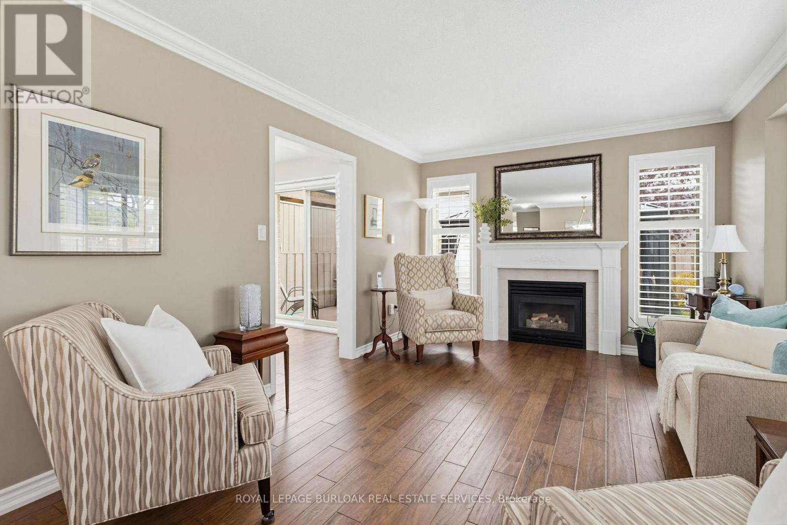 4119 Foxwood Drive, Burlington, Ontario  L7M 4L3 - Photo 10 - W13148598