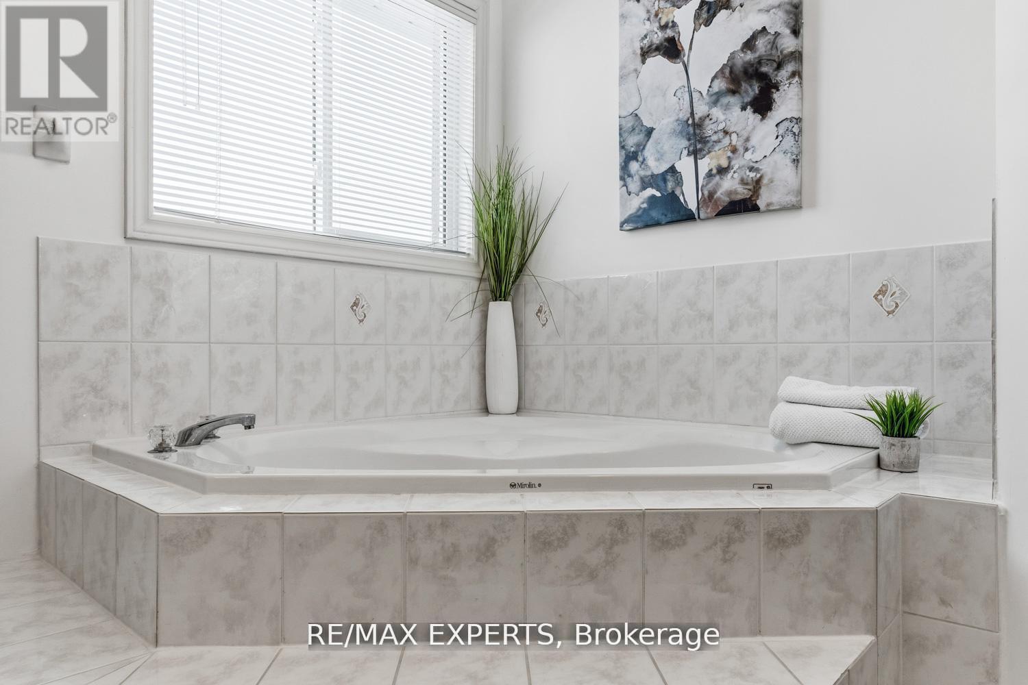 182 Waterbury Street, Caledon, Ontario  L7E 2H9 - Photo 27 - W13148642