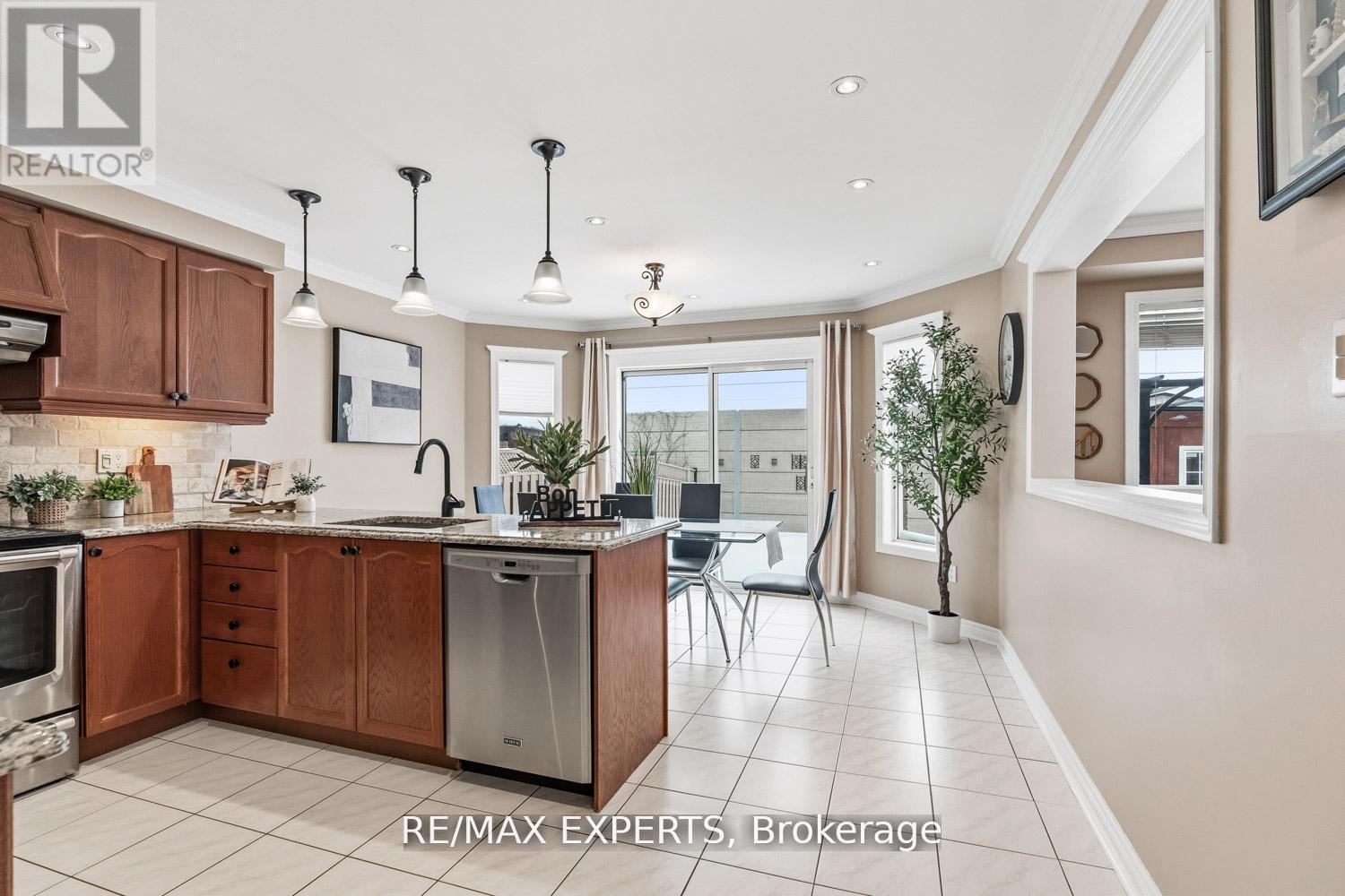 182 Waterbury Street, Caledon, Ontario  L7E 2H9 - Photo 6 - W13148642