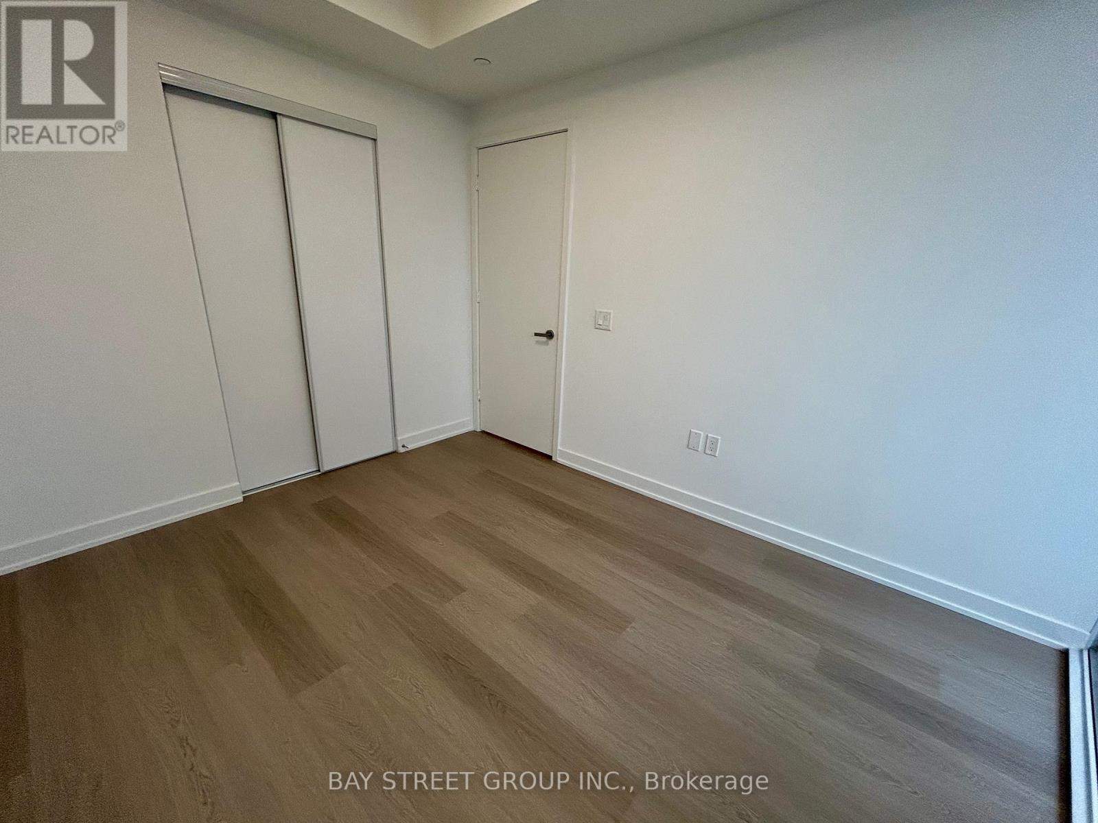 1212 - 448 Burnhamthorpe Road W, Mississauga, Ontario  L5B 4M6 - Photo 8 - W13148762