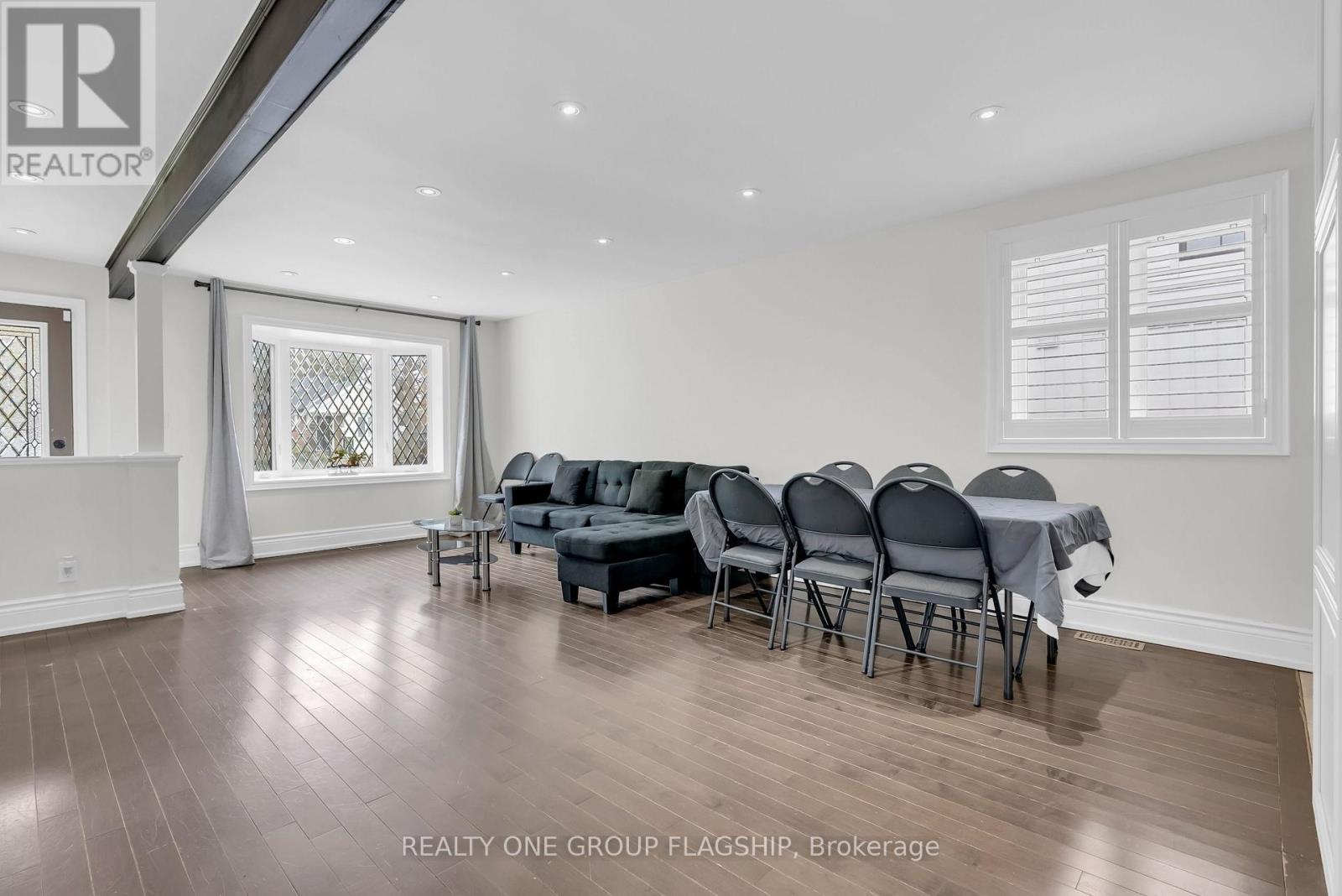 19 Yorkview Drive, Toronto, Ontario M8Z 2G1 - Photo 11 - W13148812