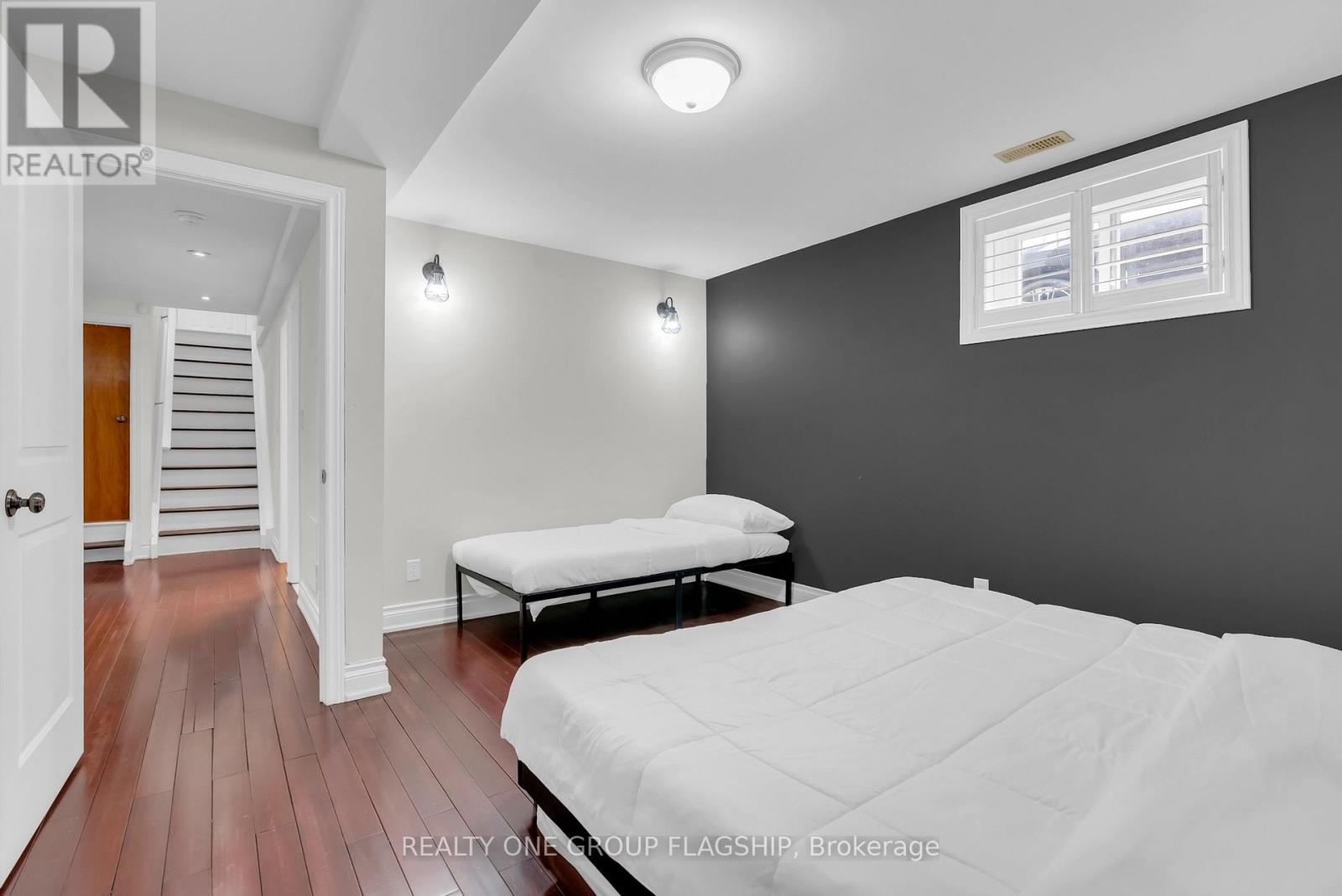 19 Yorkview Drive, Toronto, Ontario M8Z 2G1 - Photo 32 - W13148812
