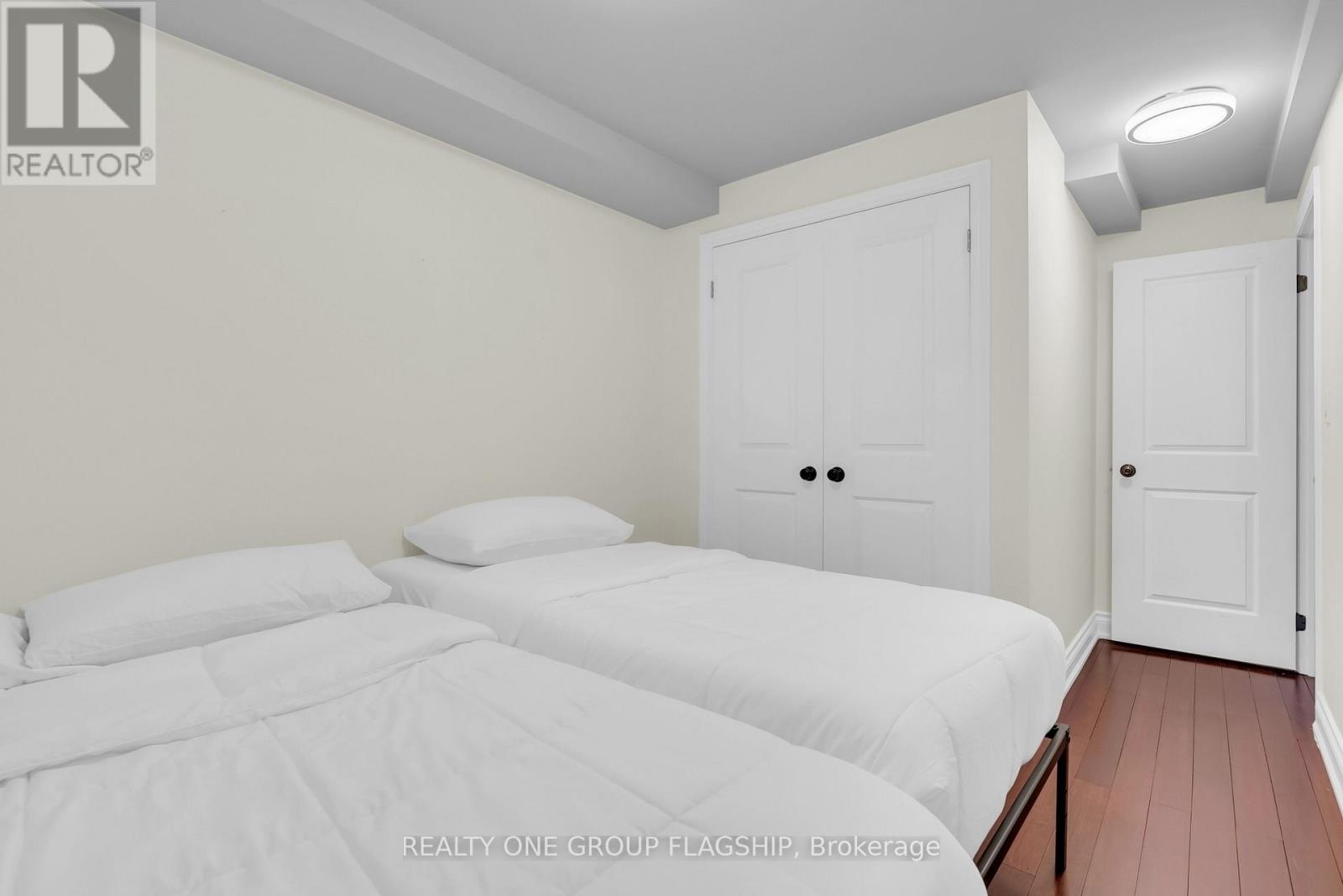 19 Yorkview Drive, Toronto, Ontario M8Z 2G1 - Photo 36 - W13148812