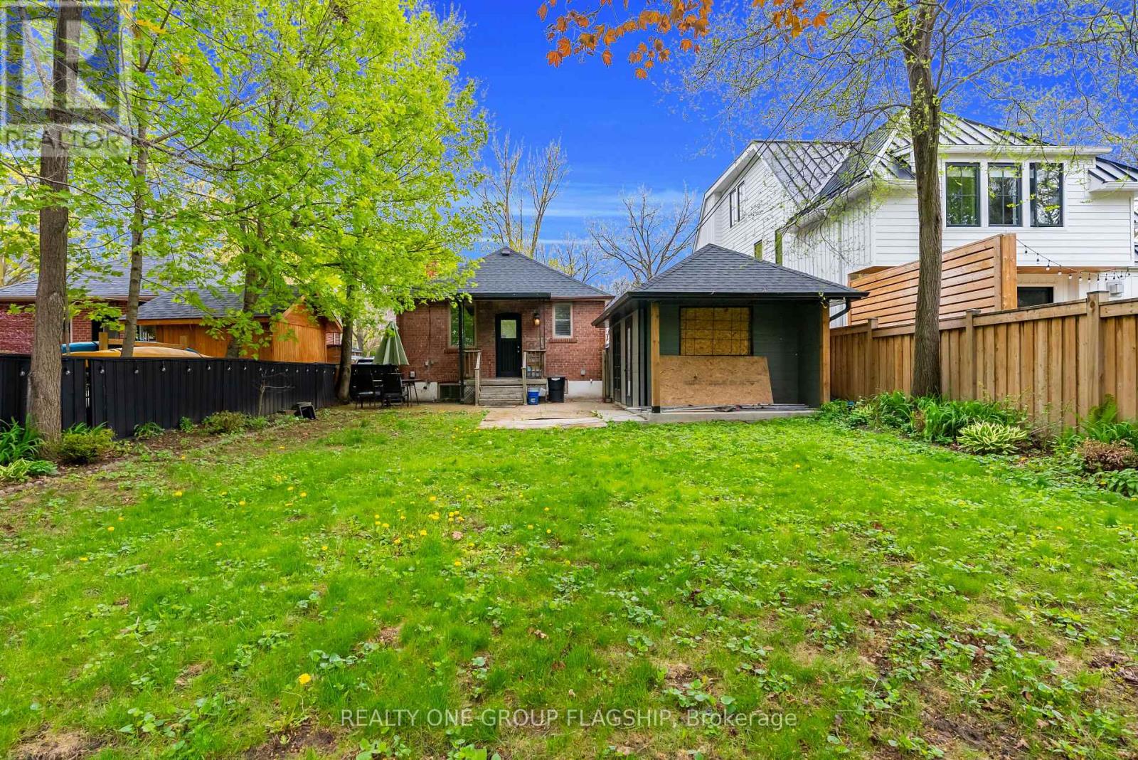 19 Yorkview Drive, Toronto, Ontario M8Z 2G1 - Photo 46 - W13148812
