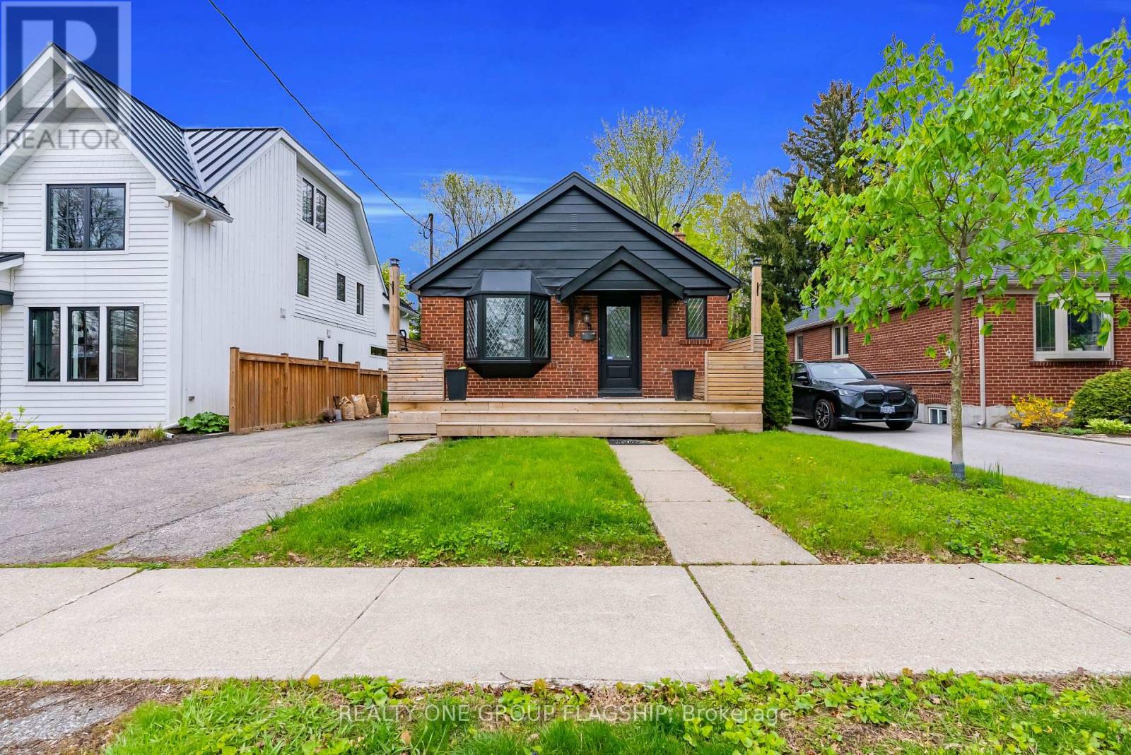 19 Yorkview Drive, Toronto, Ontario M8Z 2G1 - Photo 48 - W13148812
