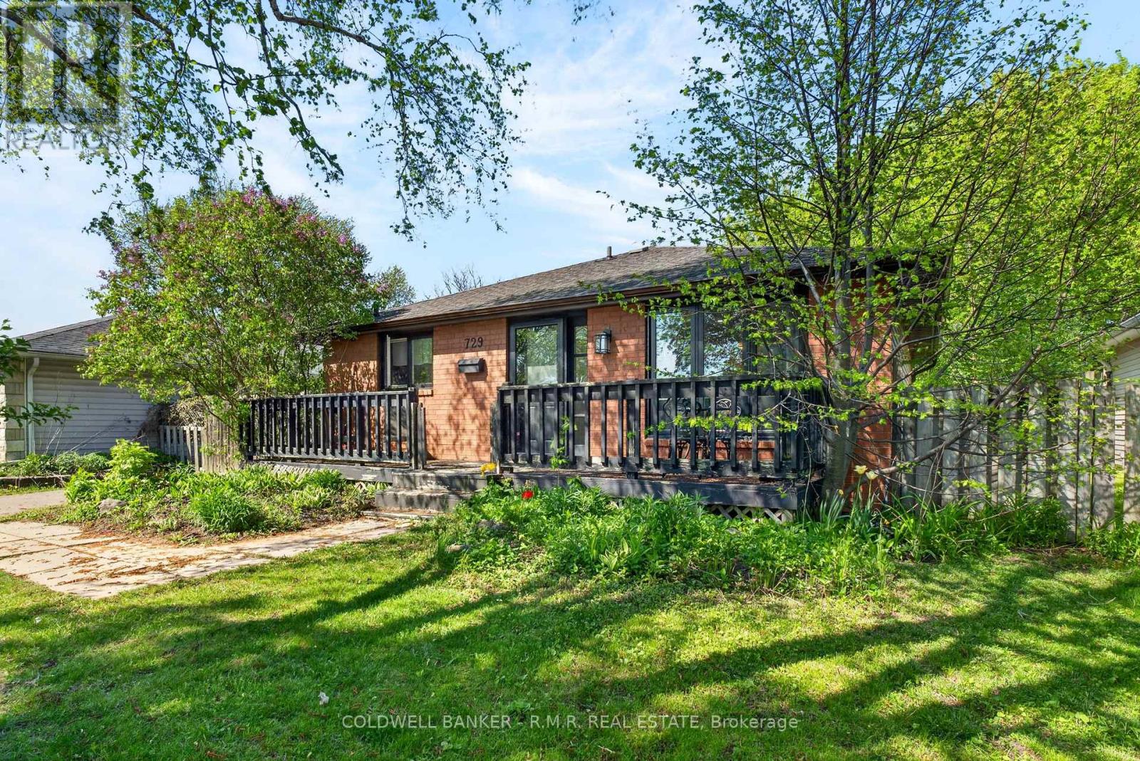 729 Downview Crescent, Oshawa, Ontario  L1H 7W4 - Photo 5 - E13148860