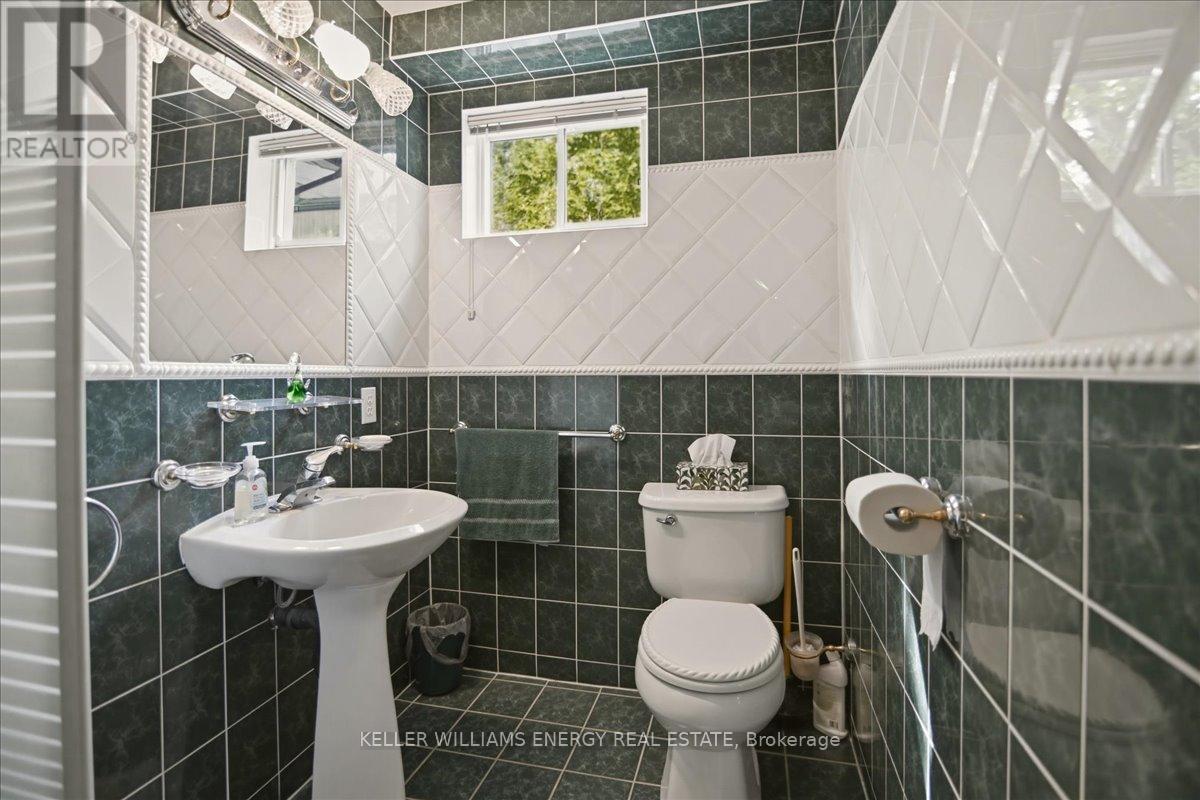 2033 Simcoe Street N, Oshawa, Ontario  L1H 7K4 - Photo 22 - E13148872