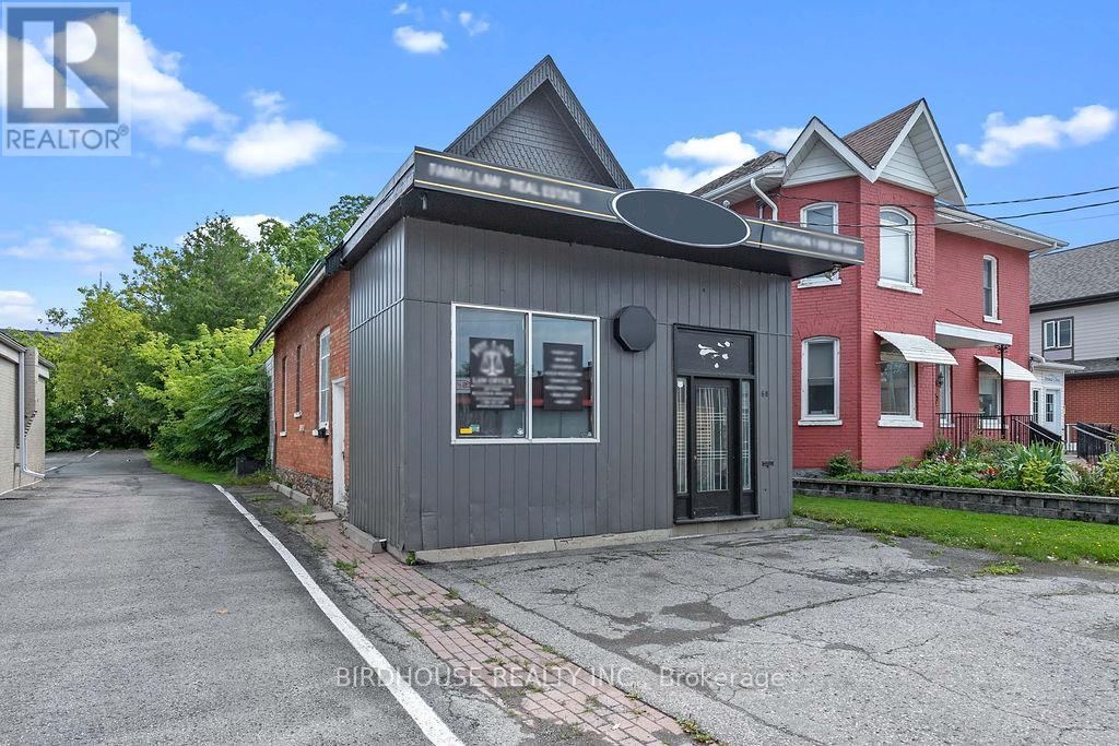 60 Lindsay Street S, Kawartha Lakes, Ontario  K9V 2M2 - Photo 1 - X13149054