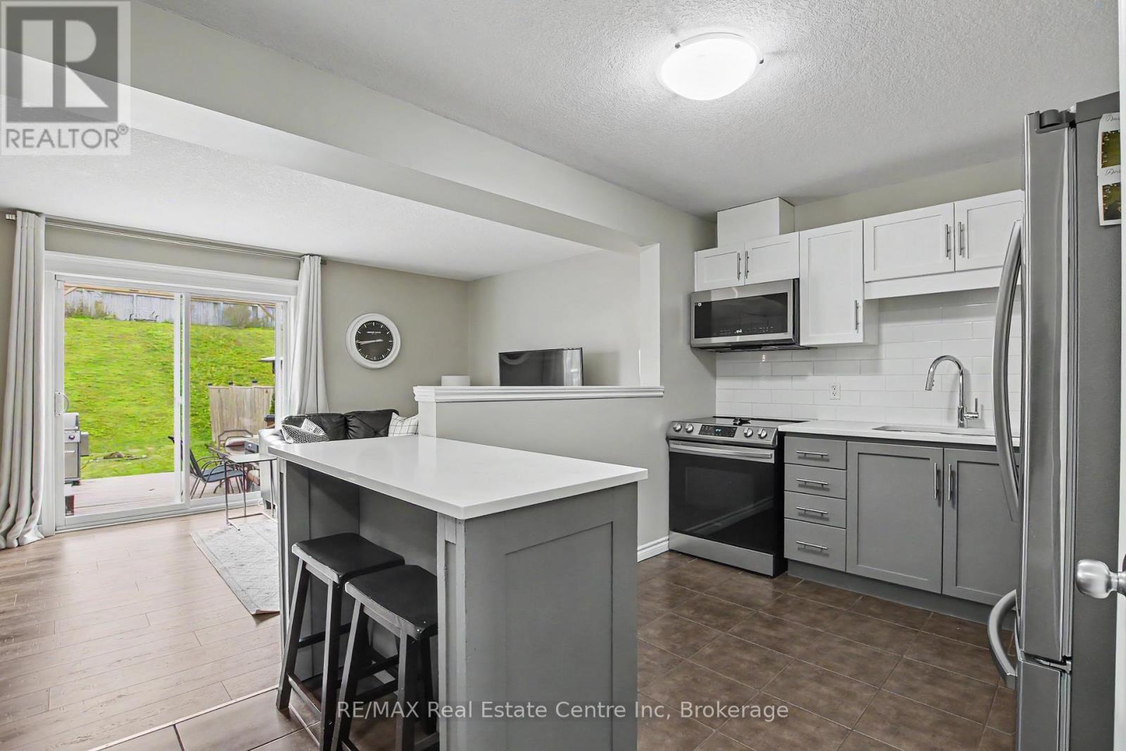58 Curzon Crescent, Guelph, Ontario  N1K 1Z8 - Photo 6 - X13149196