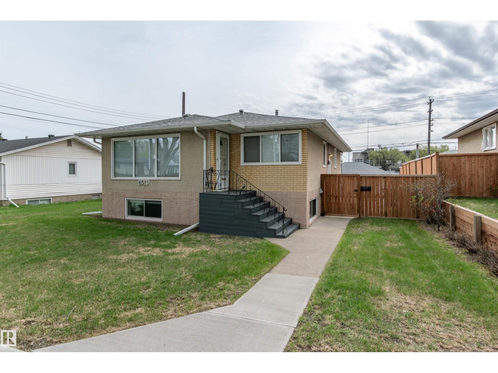 6515 104 A ST NW NW, edmonton, Alberta