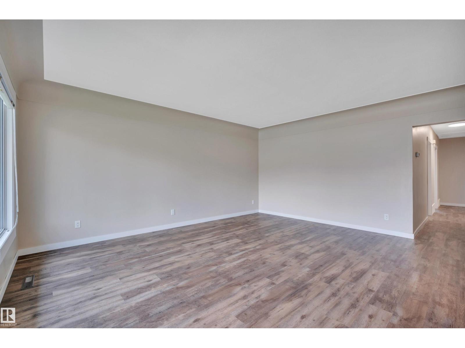 6515 104 A St Nw Nw, Edmonton, Alberta  T6Y 2M2 - Photo 12 - E4488733