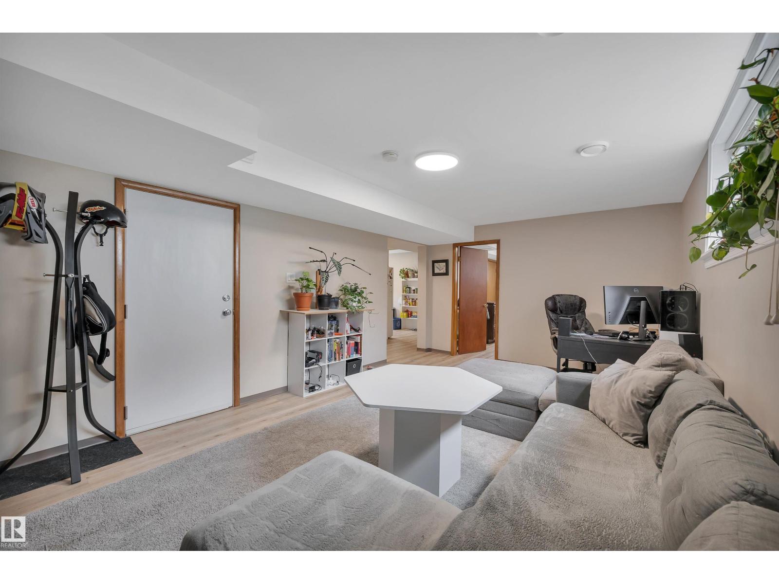 6515 104 A St Nw Nw, Edmonton, Alberta  T6Y 2M2 - Photo 24 - E4488733
