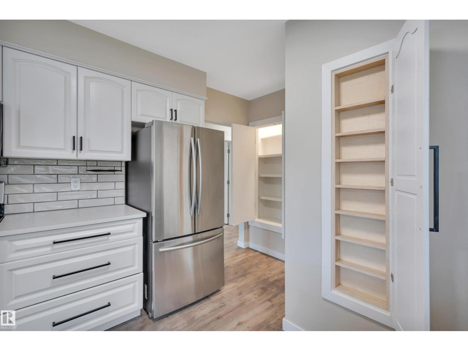 6515 104 A St Nw Nw, Edmonton, Alberta  T6Y 2M2 - Photo 6 - E4488733