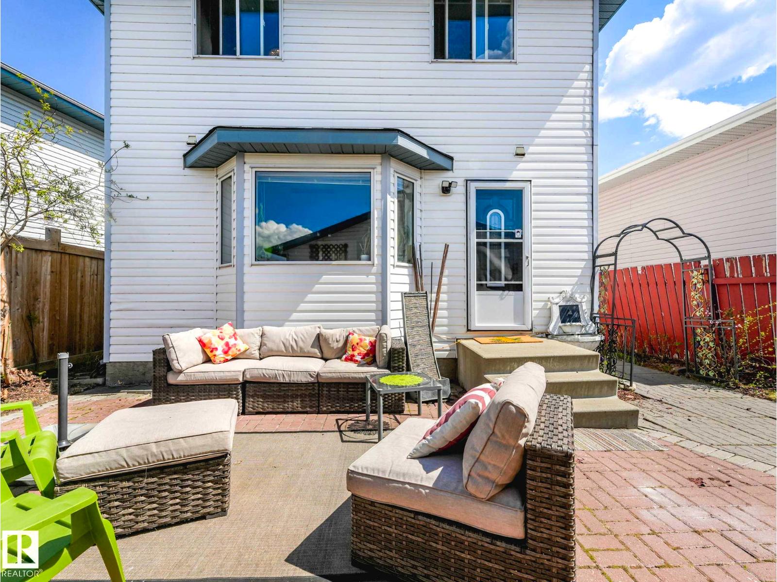 16228 55a St Nw, Edmonton, Alberta  T5Y 2S8 - Photo 9 - E4488735