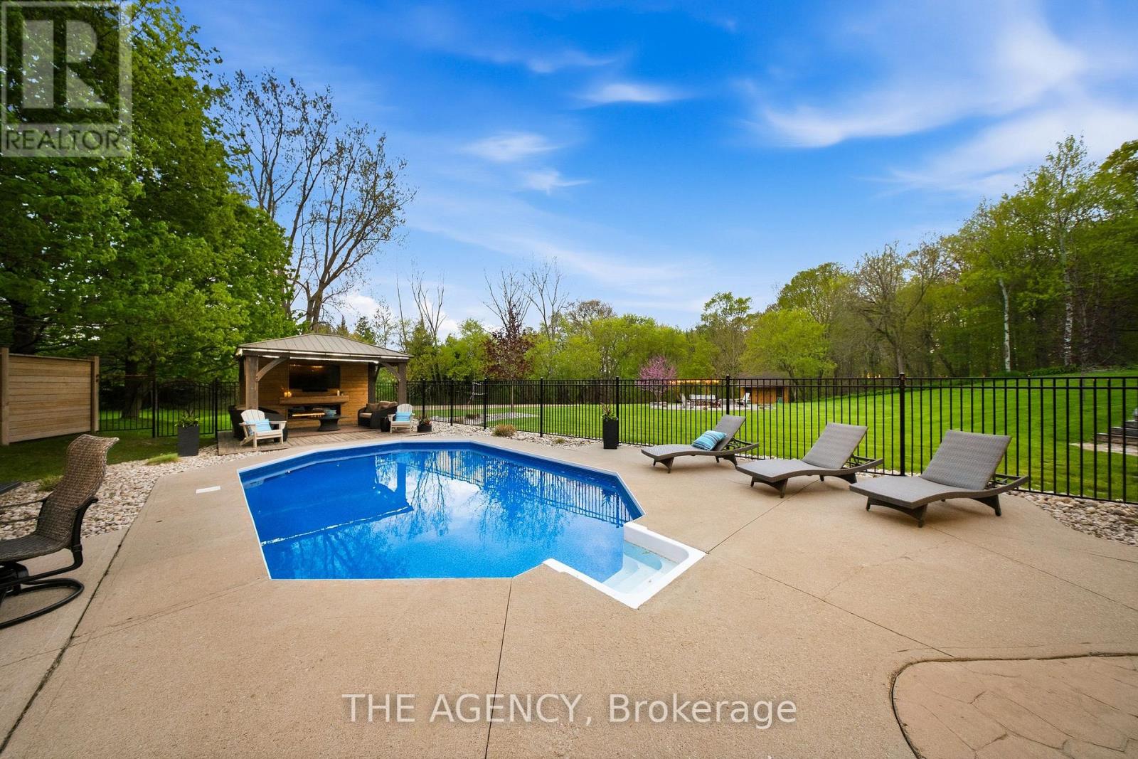1 Mcdonald Place, Brant, Ontario  N0B 1W0 - Photo 32 - X13148578