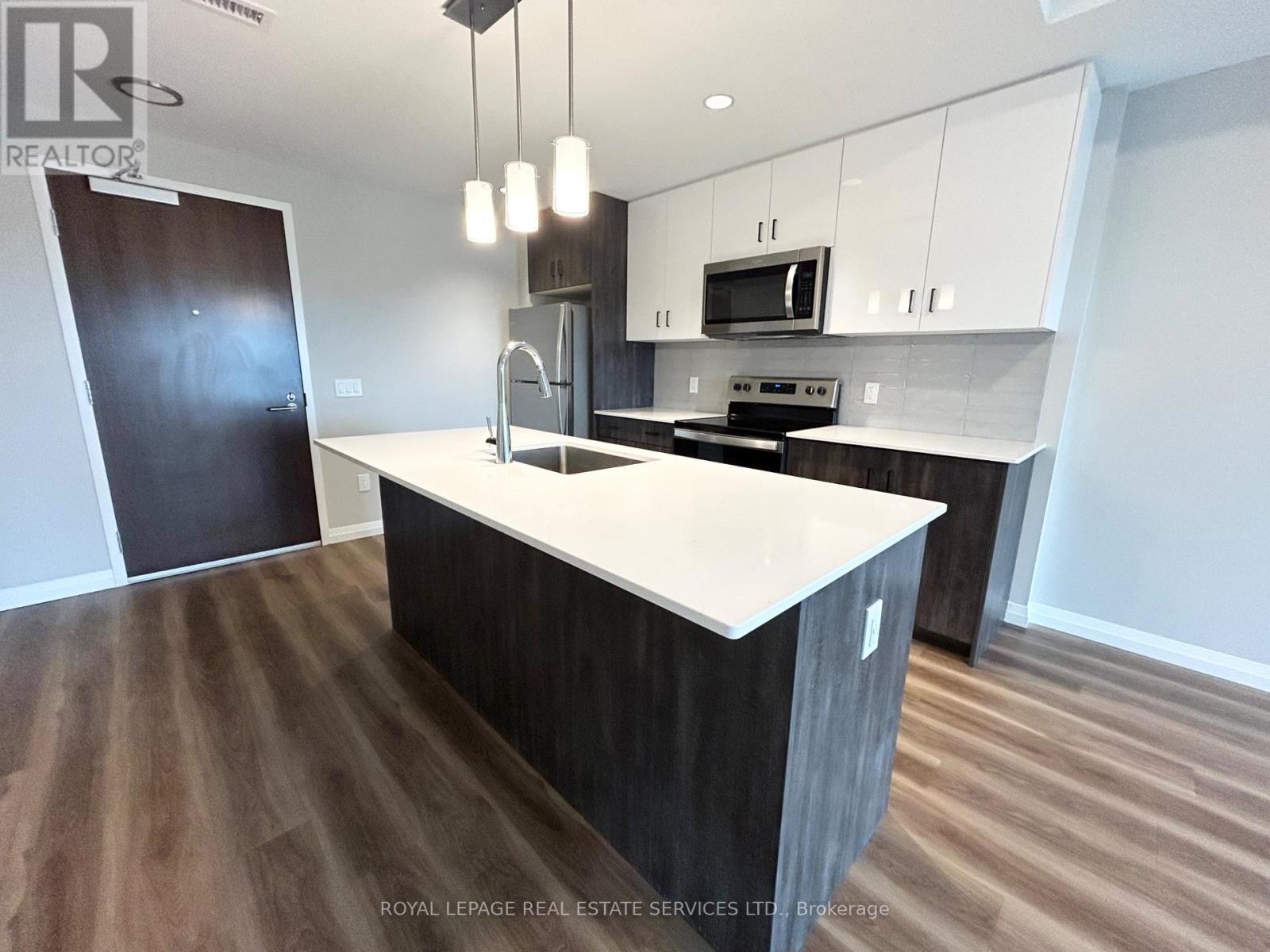 304 - 28 Westhill Drive, Waterloo, Ontario  N2J 0G8 - Photo 2 - X13148618