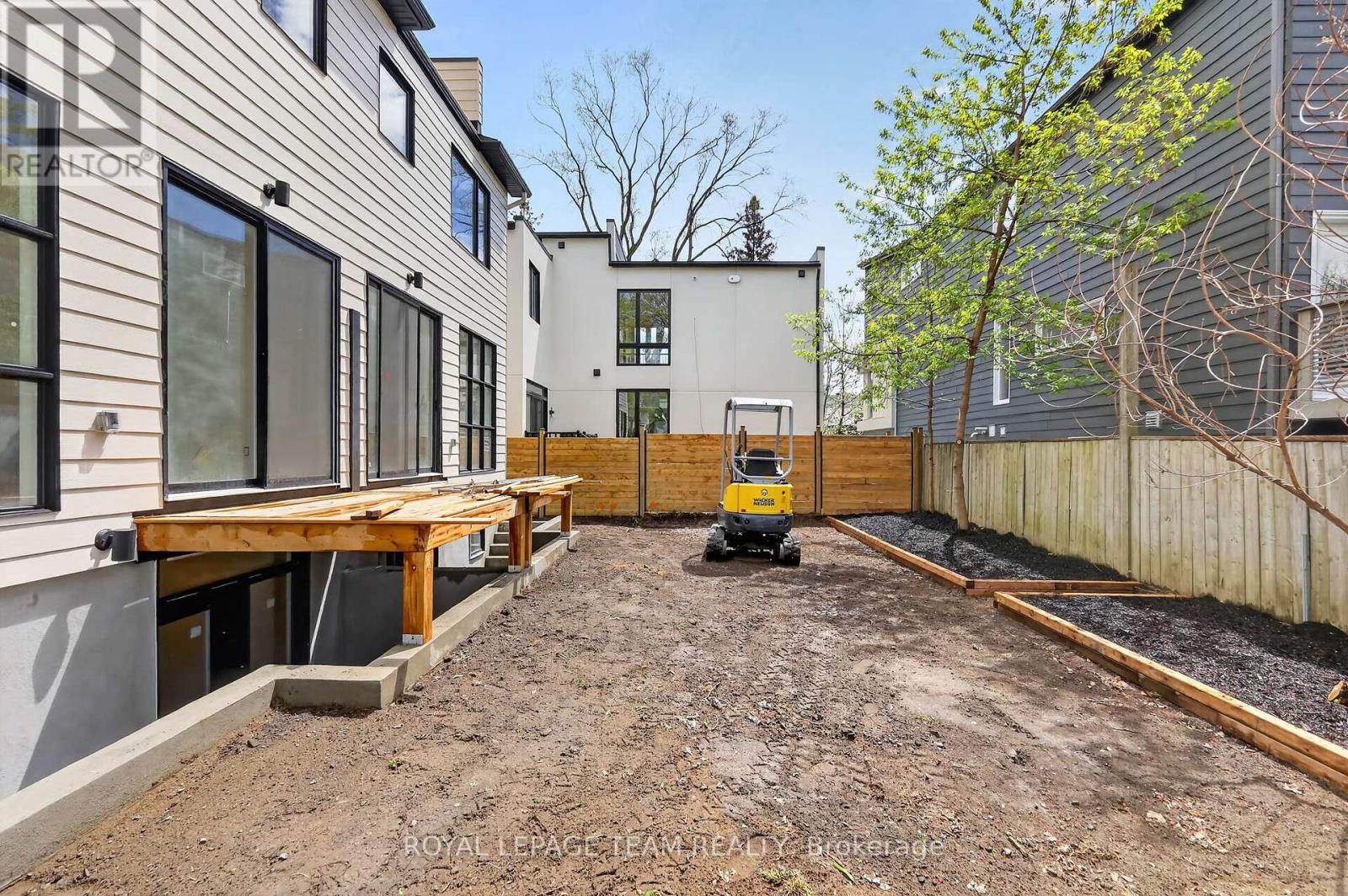 B - 608 Tweedsmuir Avenue, Ottawa, Ontario  K1Z 5P3 - Photo 11 - X13148962
