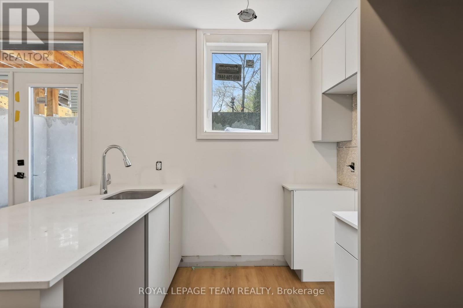 B - 608 Tweedsmuir Avenue, Ottawa, Ontario  K1Z 5P3 - Photo 7 - X13148962