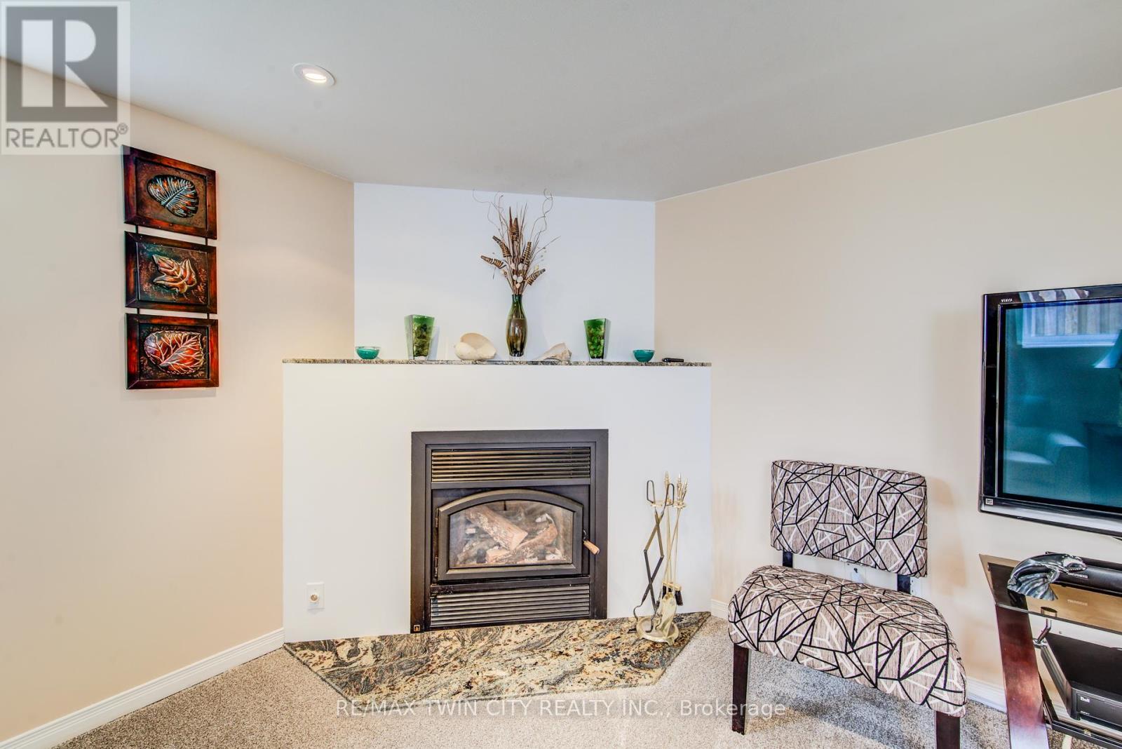 18 Queenston Crescent, Kitchener, Ontario  N2B 2V5 - Photo 29 - X13148654