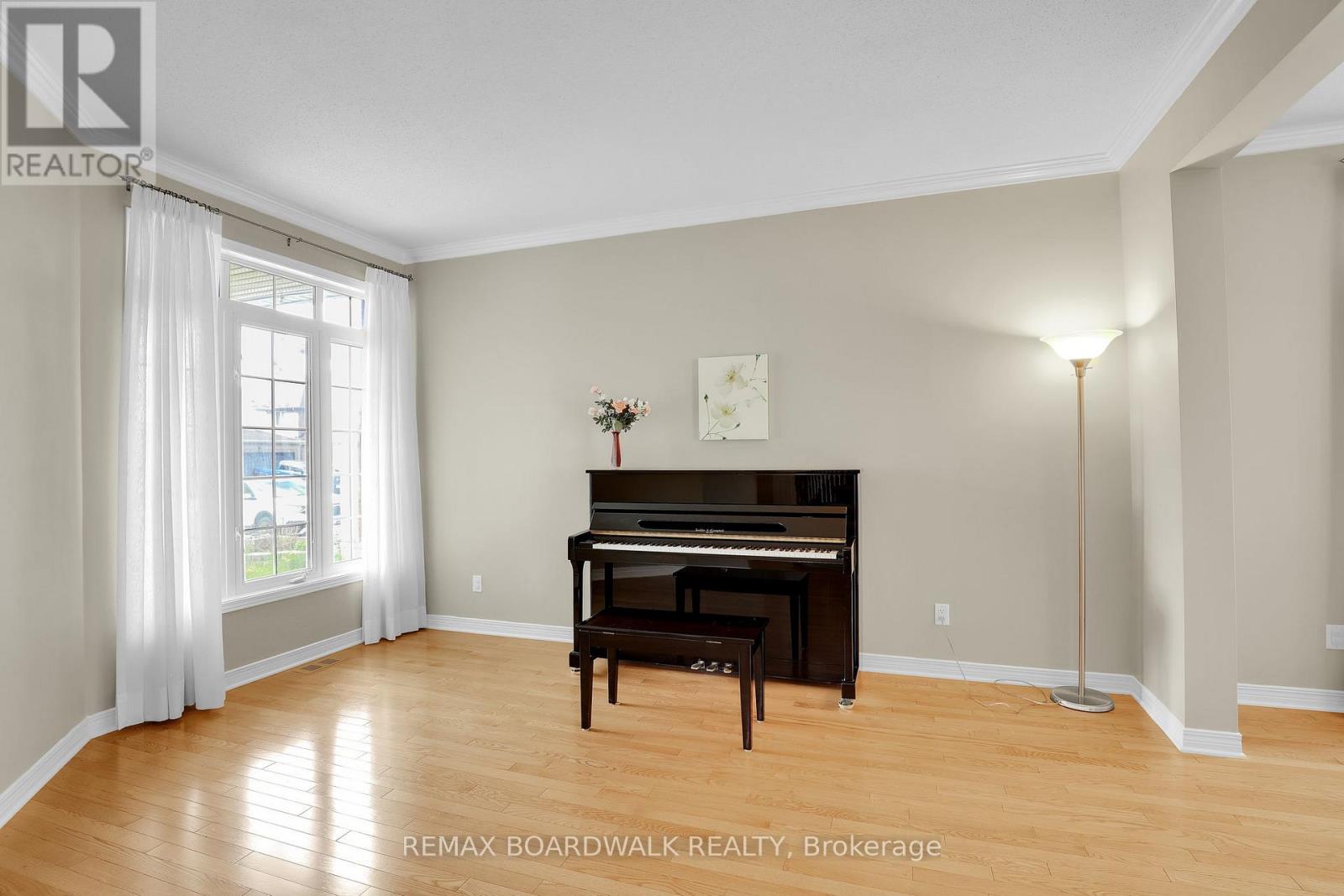 82 Upney Drive, Ottawa, Ontario  K2J 5G6 - Photo 12 - X13149072