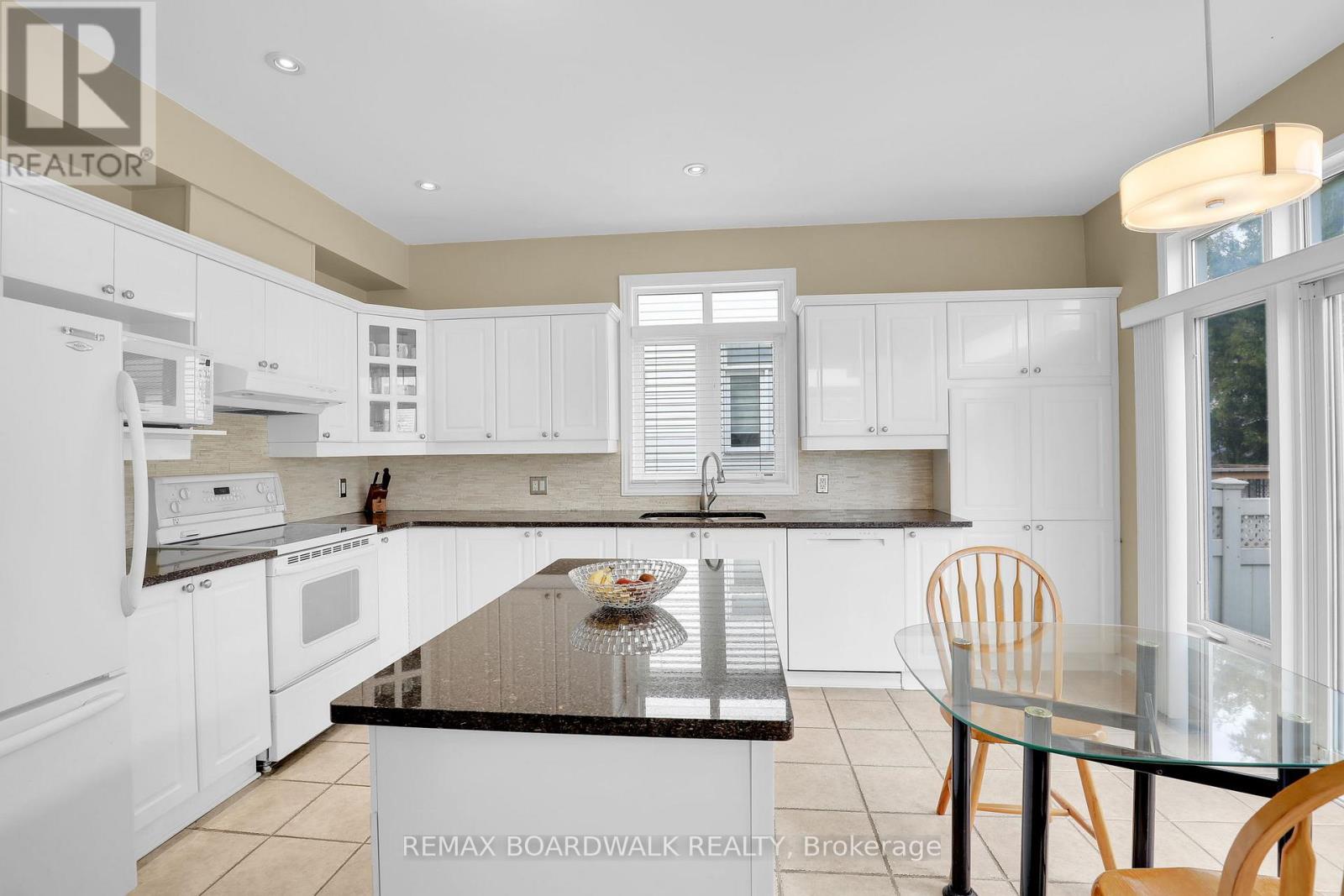 82 Upney Drive, Ottawa, Ontario  K2J 5G6 - Photo 18 - X13149072