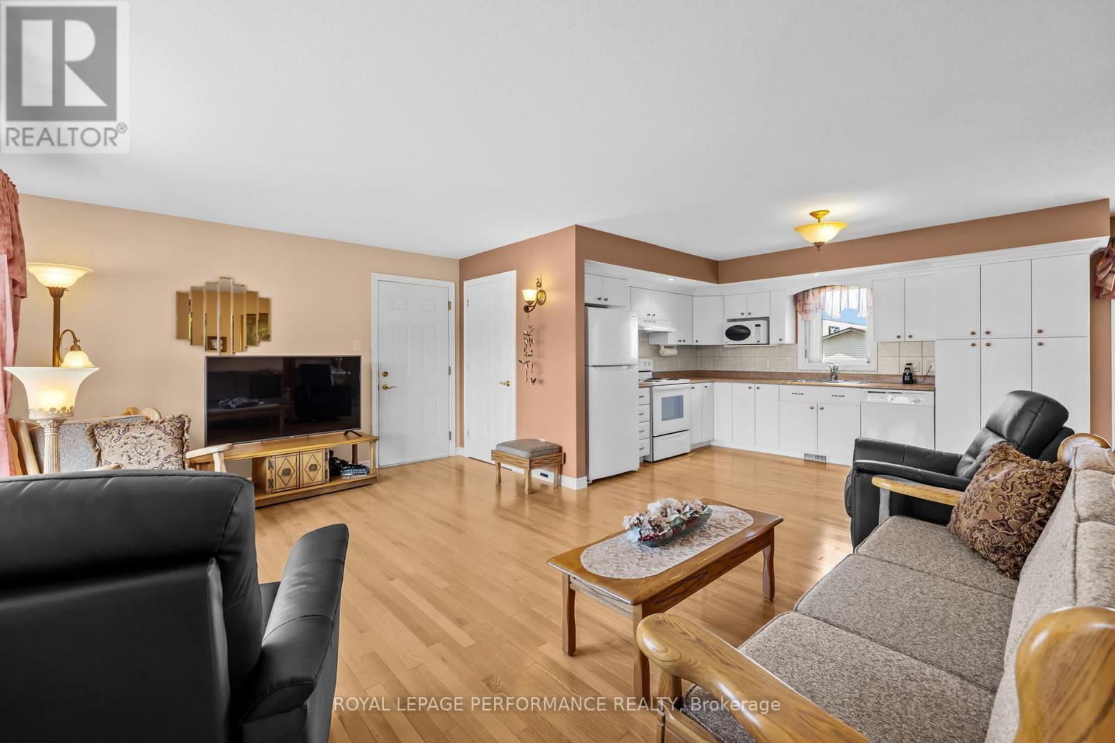 71 Faucher Boulevard, Casselman, Ontario K0A 1M0 - Photo 4 - X13149134