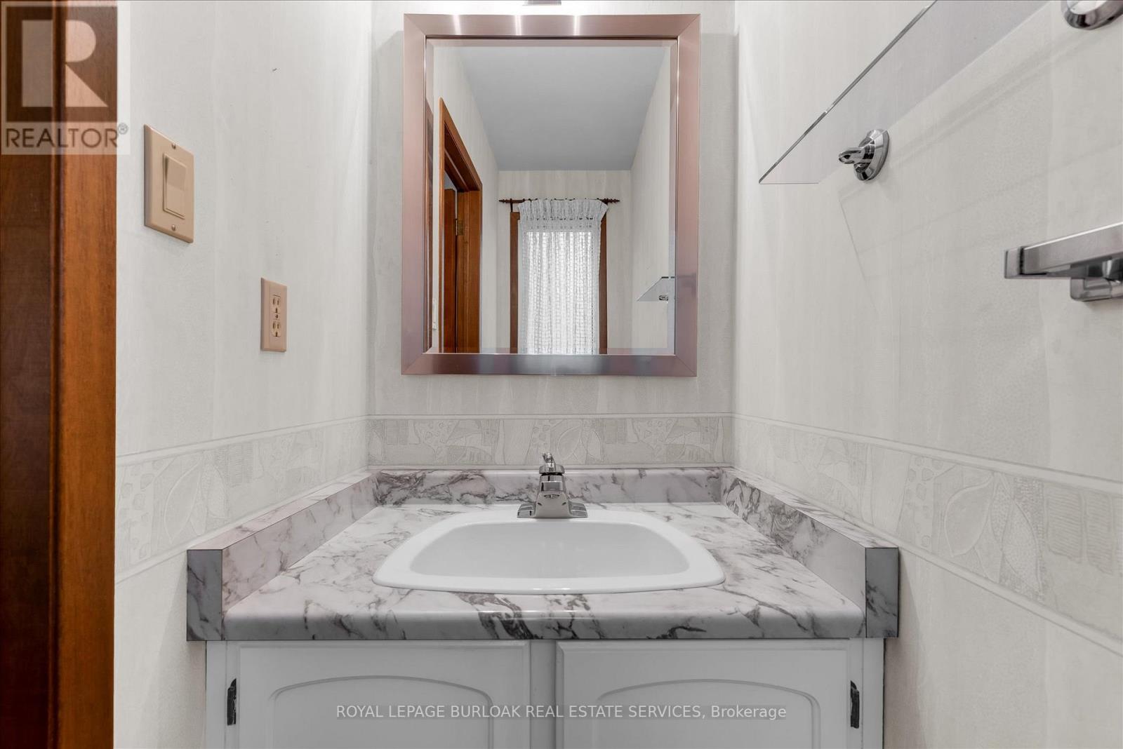 11 Crawford Court, Hamilton, Ontario  L9H 6G2 - Photo 21 - X13148742