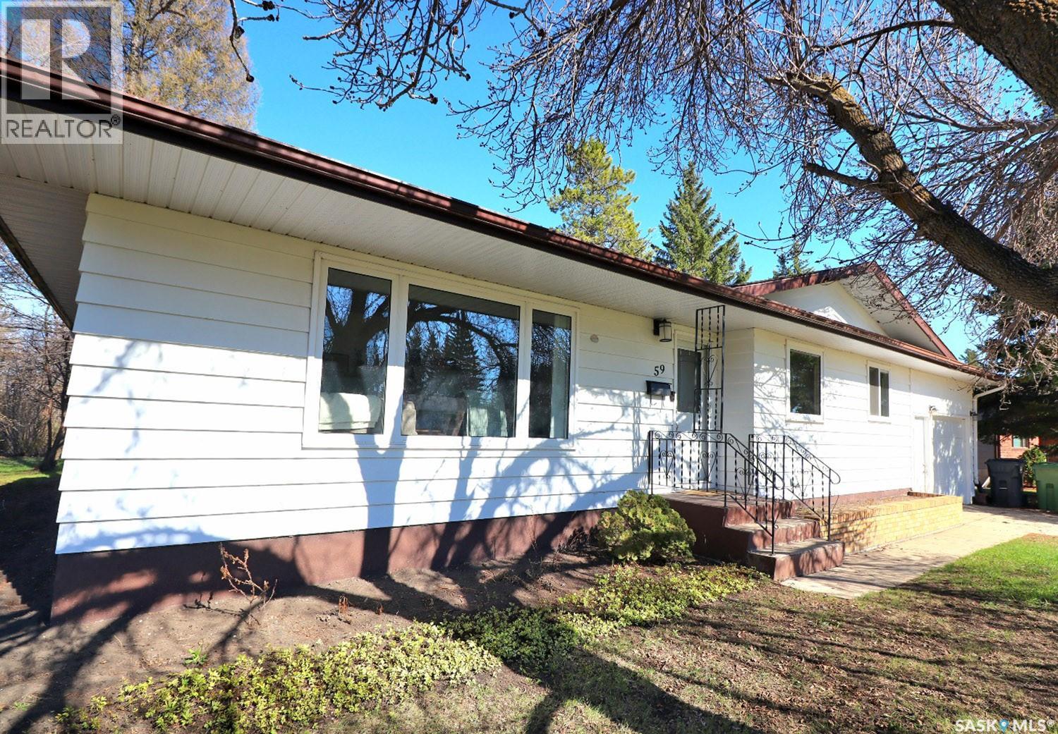 59 Alexandra Avenue, Yorkton, Saskatchewan  S3N 2J6 - Photo 2 - SK036506