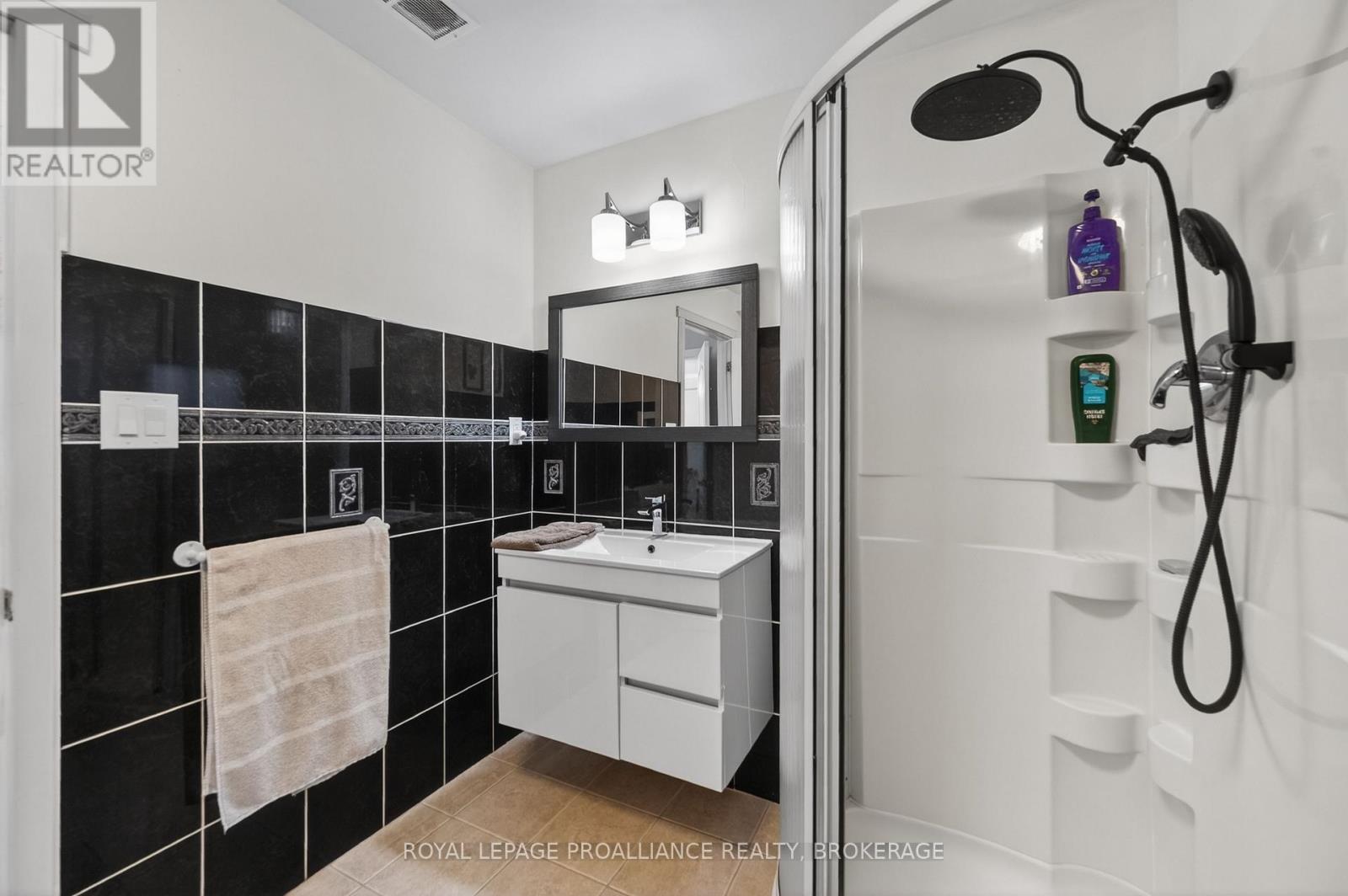 27 Collins Drive, Frontenac, Ontario  K0H 1X0 - Photo 32 - X13006780
