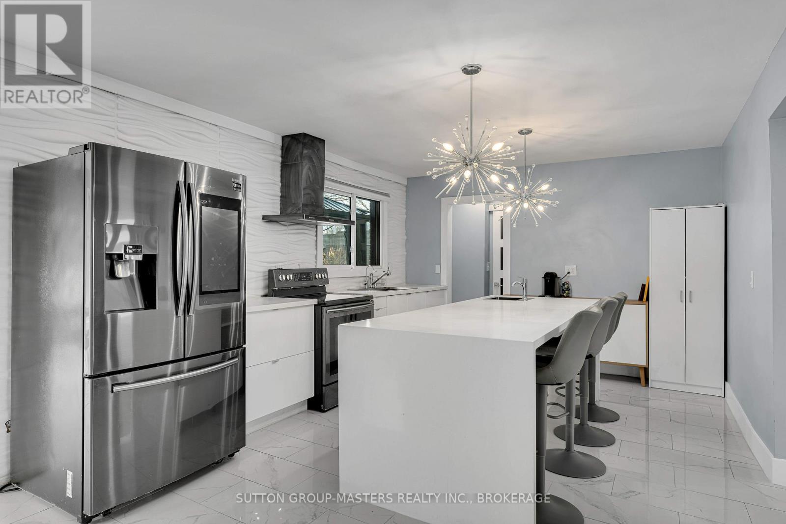 1611 Sunnyside Road, Kingston, Ontario  K7L 4V4 - Photo 3 - X13149140