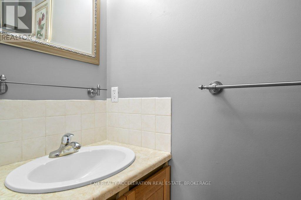 281 Smith Crescent, Greater Napanee, Ontario  K7R 1G5 - Photo 5 - X13149170