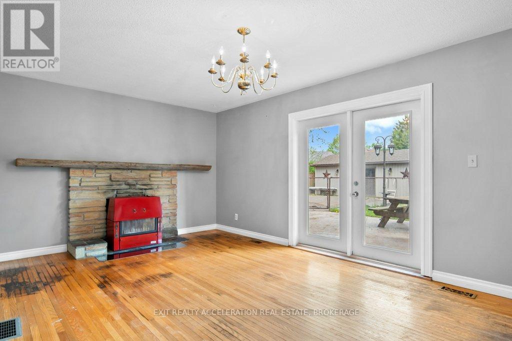 281 Smith Crescent, Greater Napanee, Ontario  K7R 1G5 - Photo 6 - X13149170