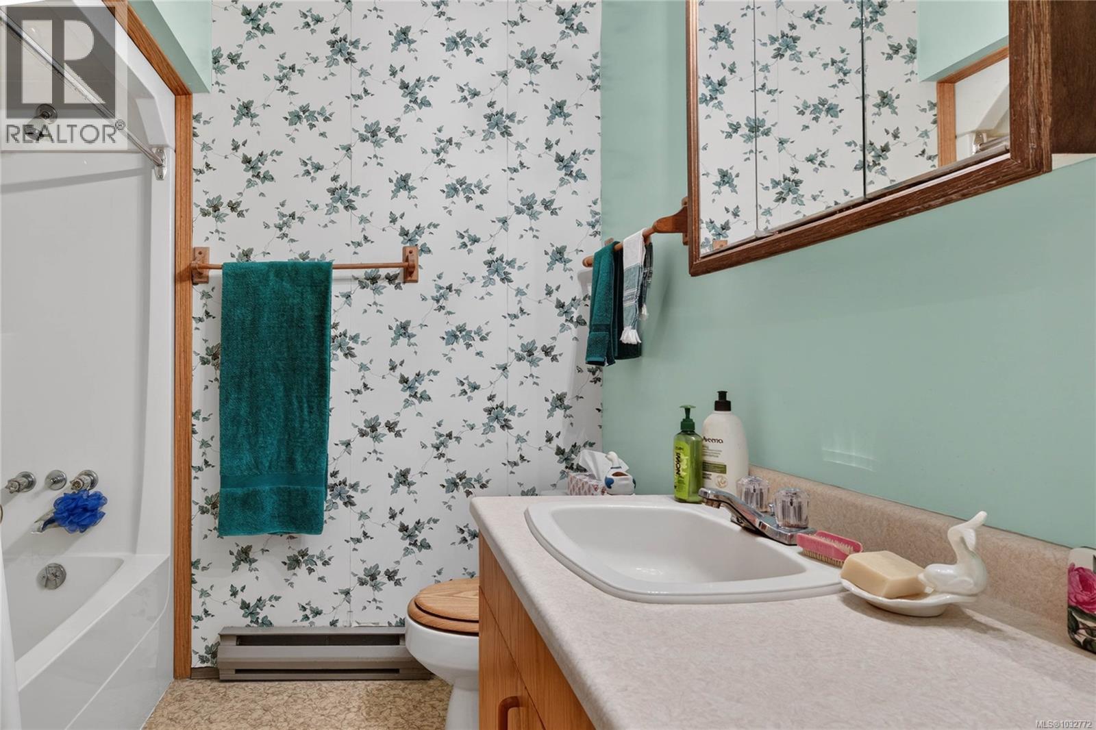 456 Dukes Rd, Salt Spring, British Columbia  V8K 2B6 - Photo 12 - 1032772