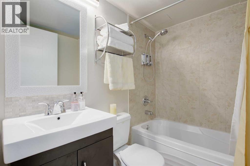 706, 340 14 Avenue SW, Calgary, Alberta  T3Z 1K4 - Photo 12 - A2296431
