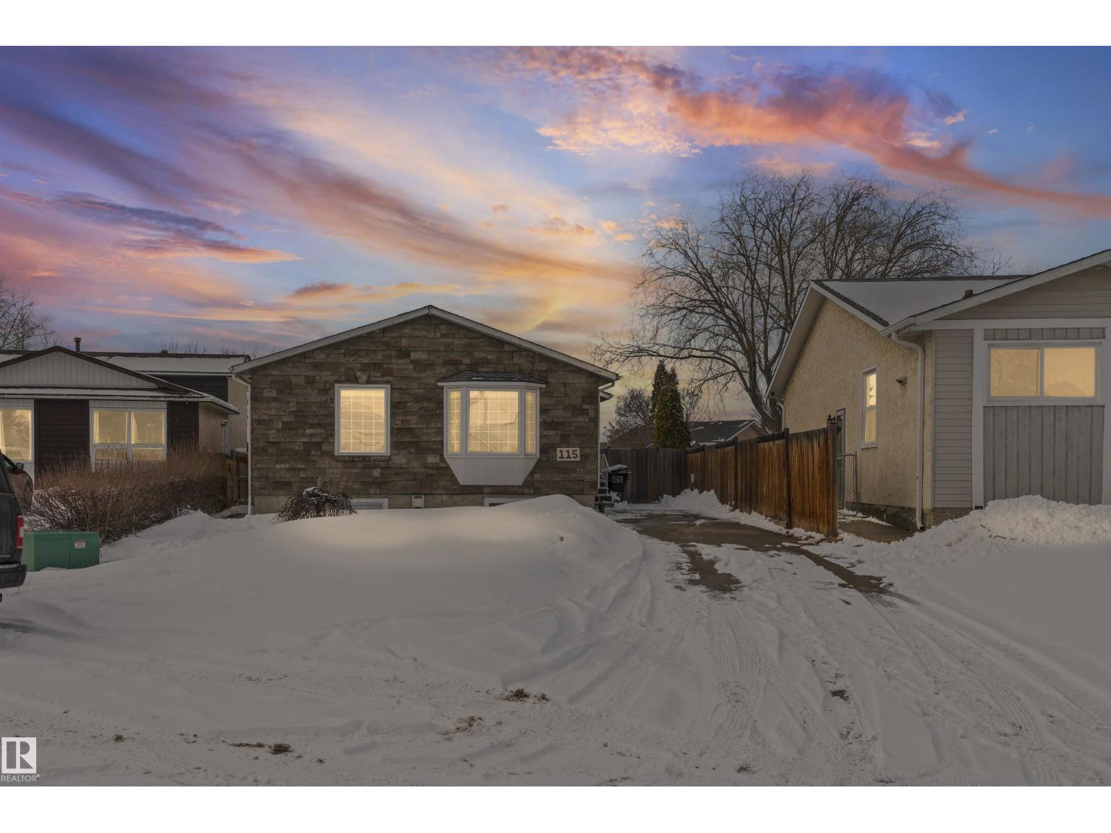 115 Warwick Rd Nw, Edmonton, Alberta  T5X 4P7 - Photo 3 - E4488742