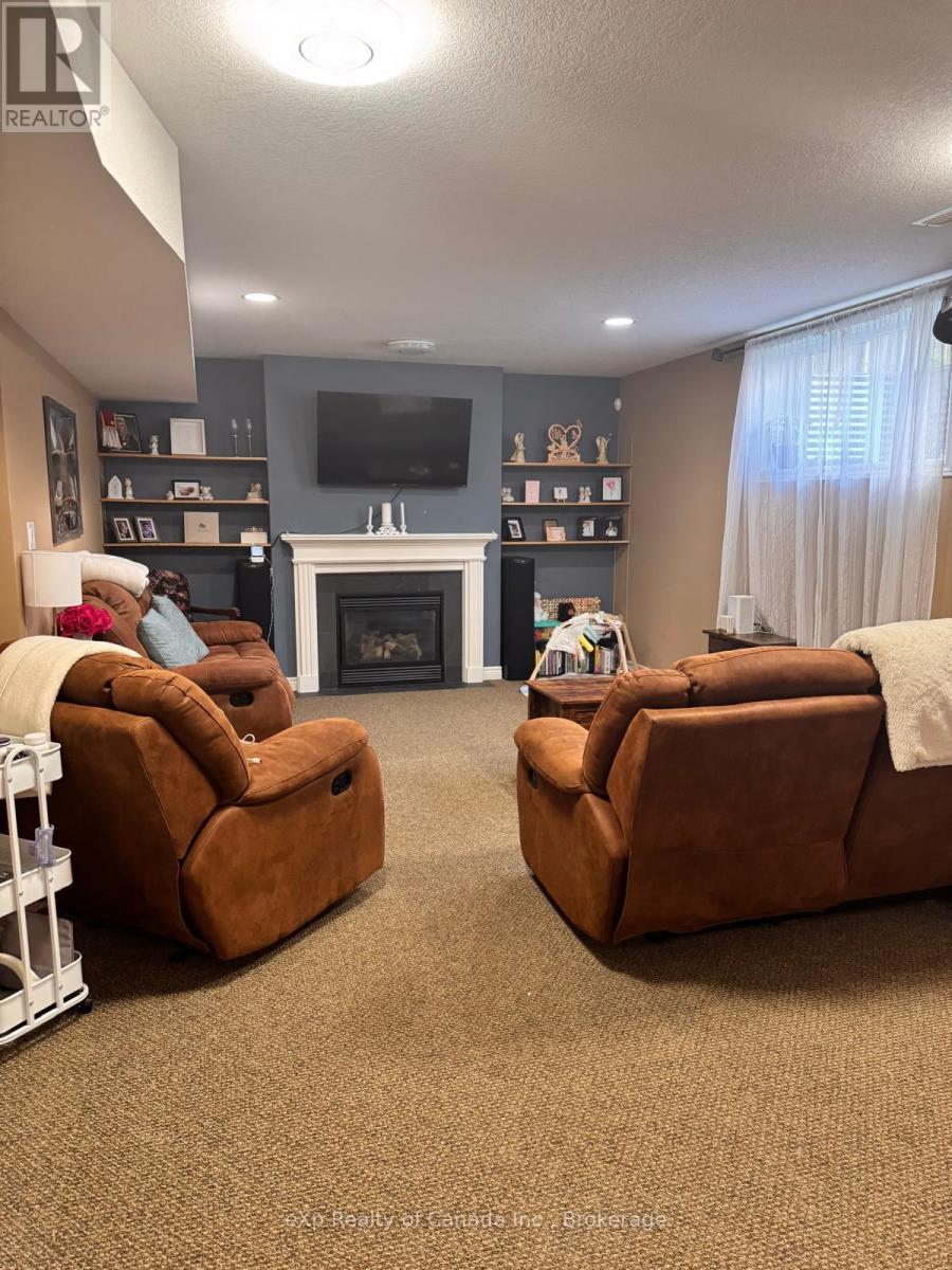 2 Owen Street, Ingersoll, Ontario N5C 4H3 - Photo 5 - X13146836